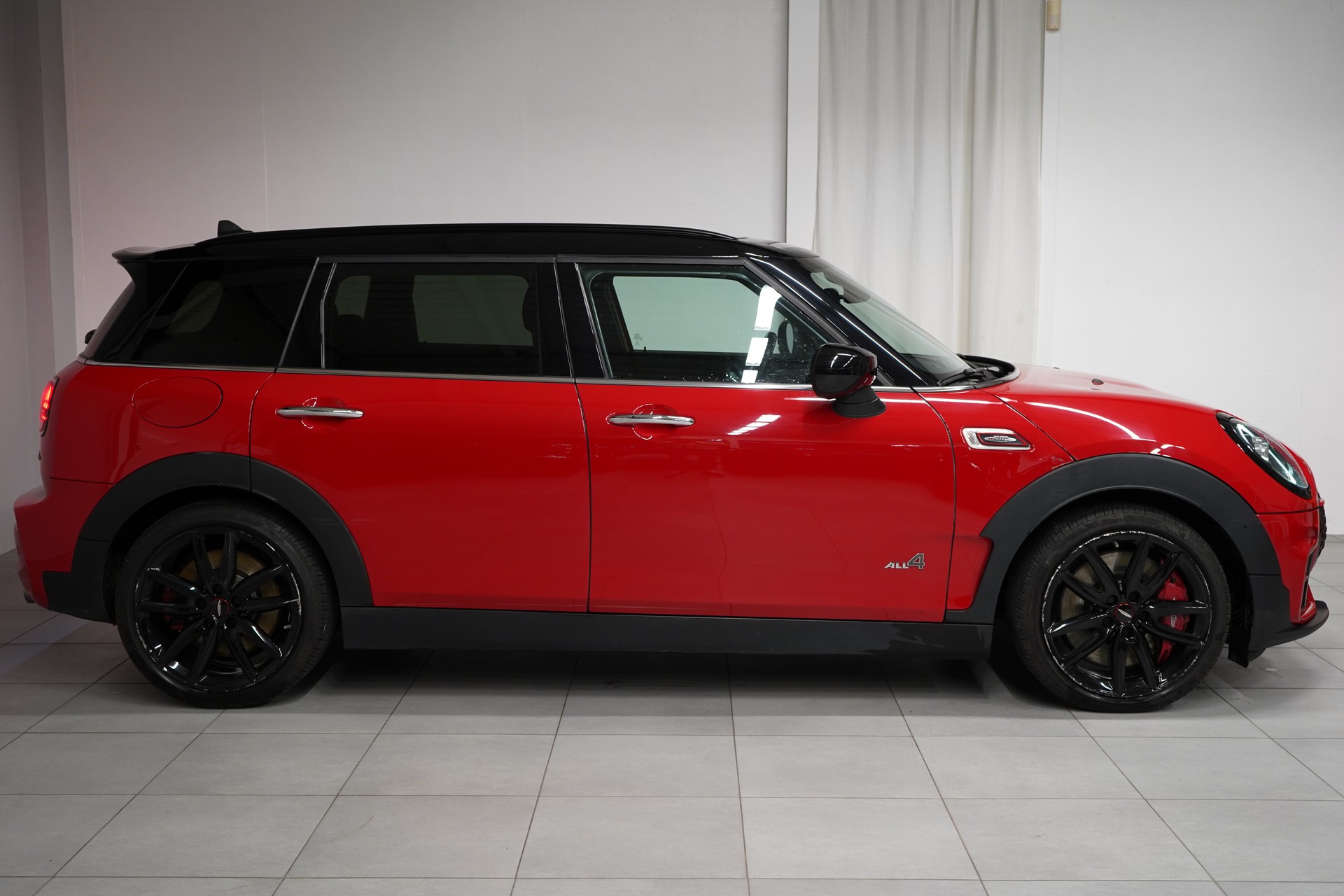 MINI Clubman Cooper John Cooper Works ALL4 Steptronic-image-4