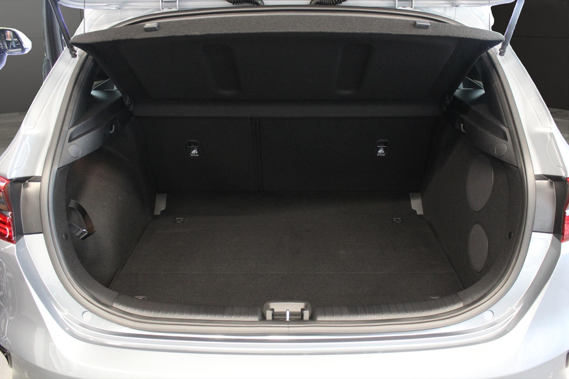 KIA Ceed 1.5 T-GDi MHEV Power-image-9