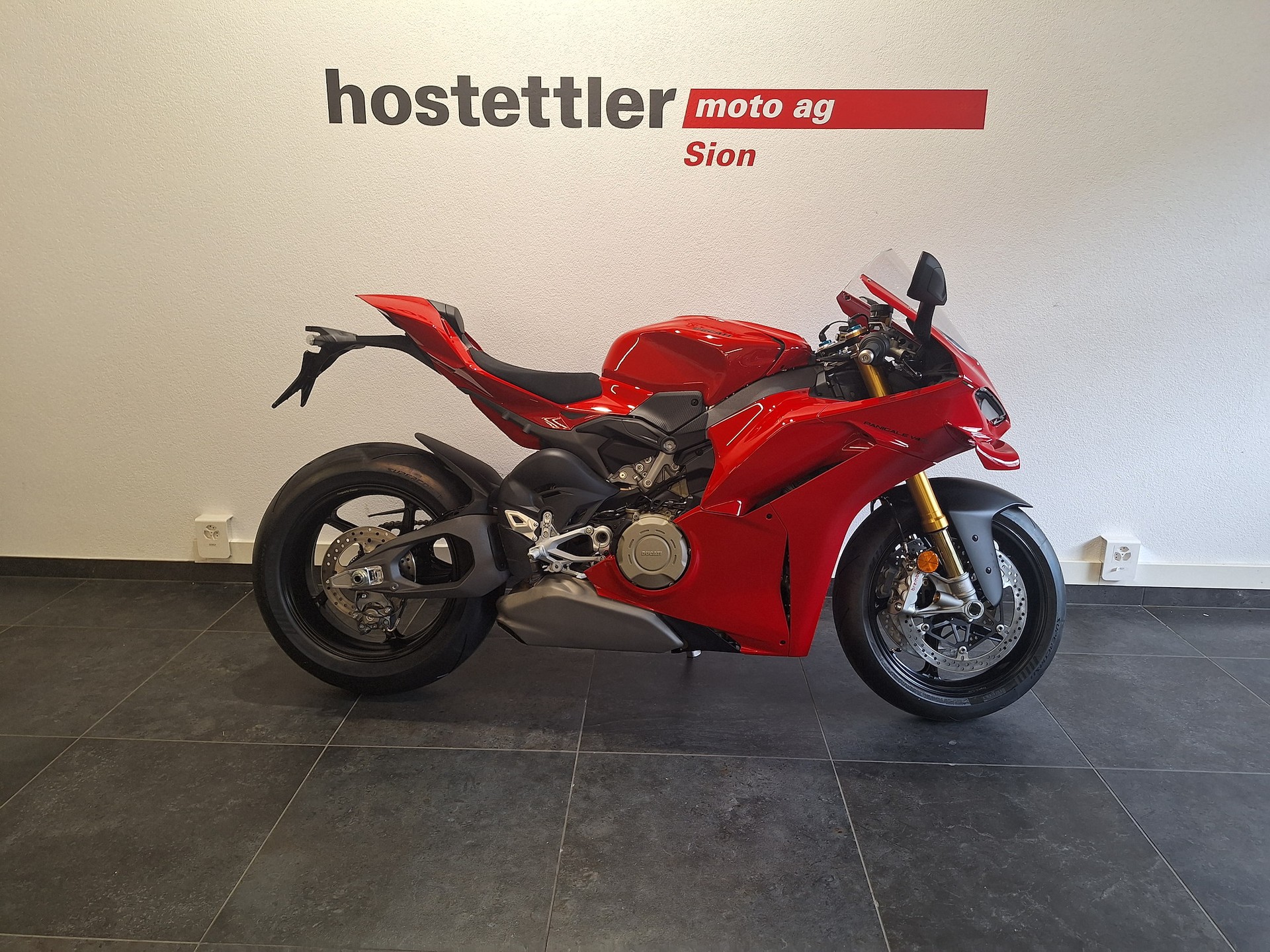 DUCATI Panigale V4 S-showroom-element-1