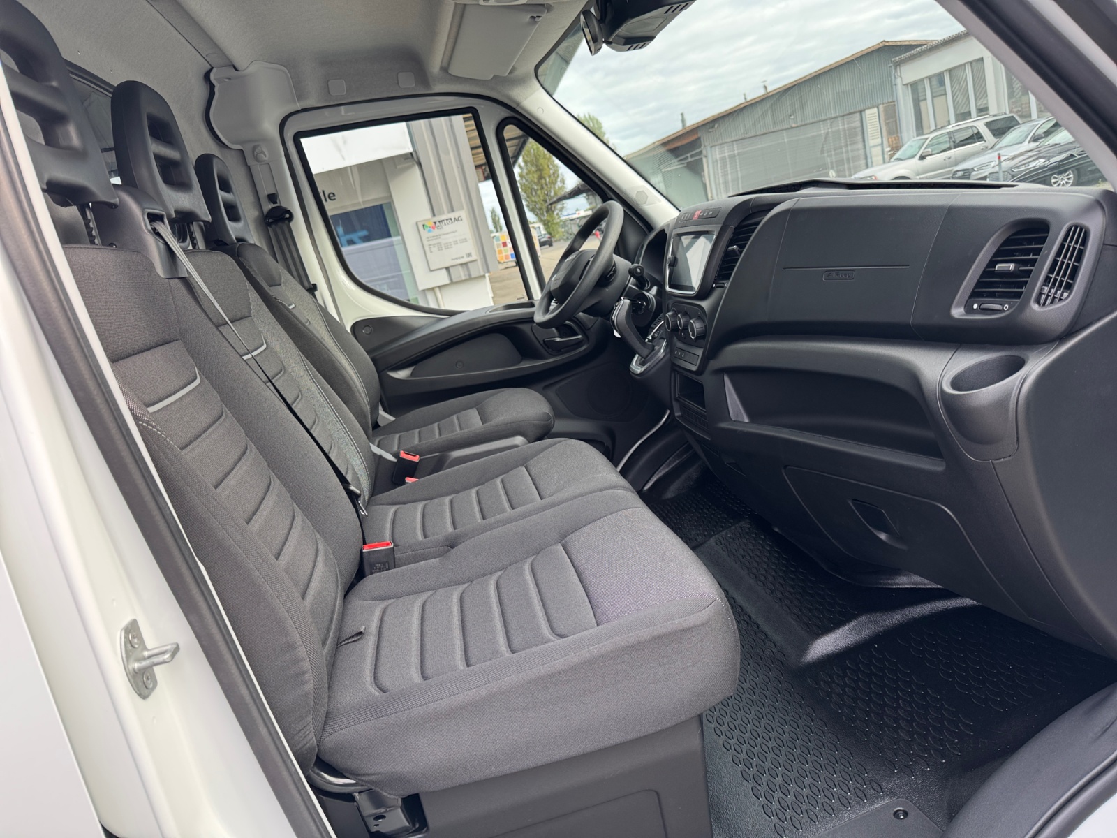 IVECO 35 S 14 A8 VL-image-7