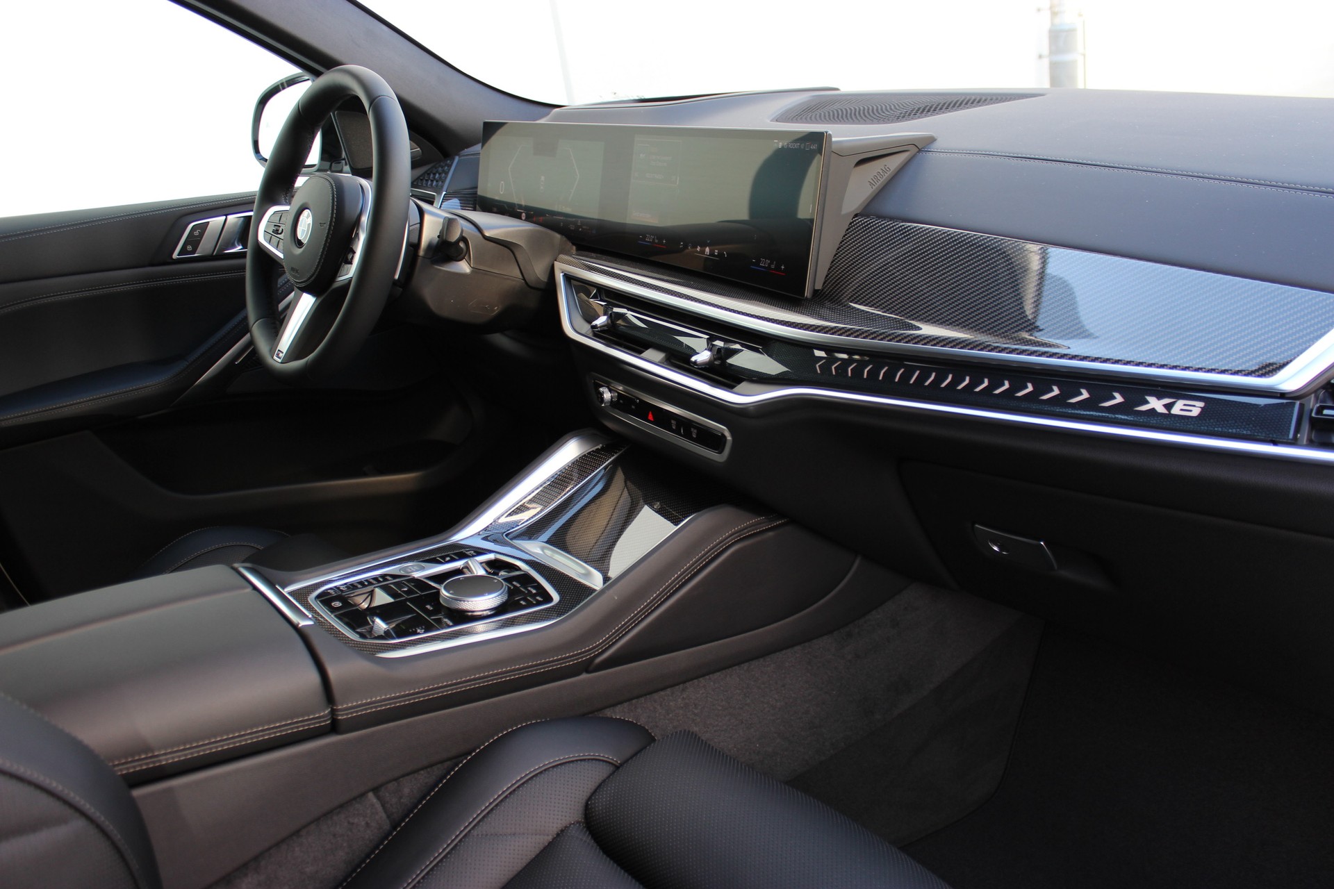BMW X6 xDrive 48V 30d M Sport Pro MINERALWEISS-image-15