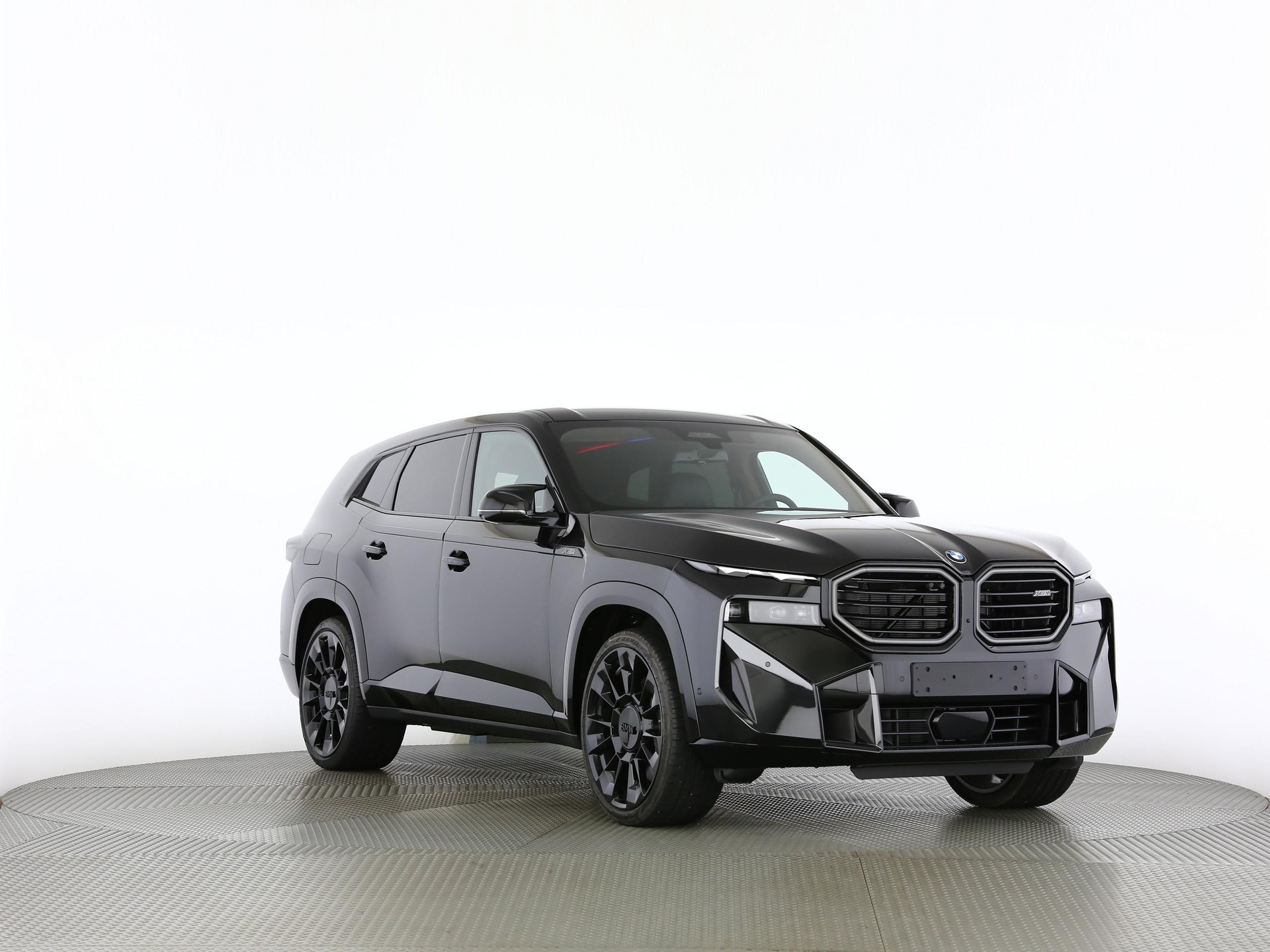 BMW XM 50e Plug-in Hybrid-image-27