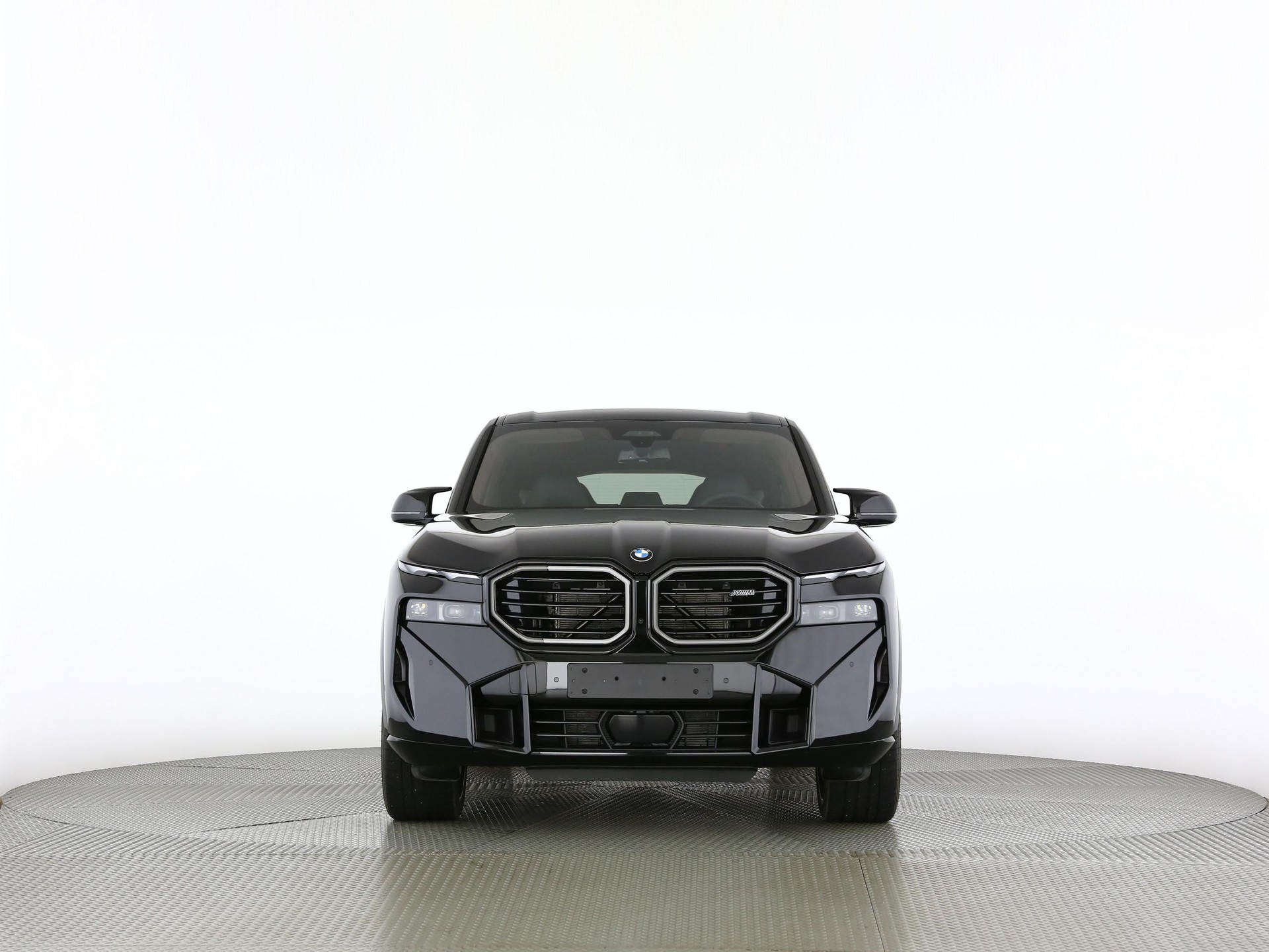 BMW XM 50e Plug-in Hybrid-image-29