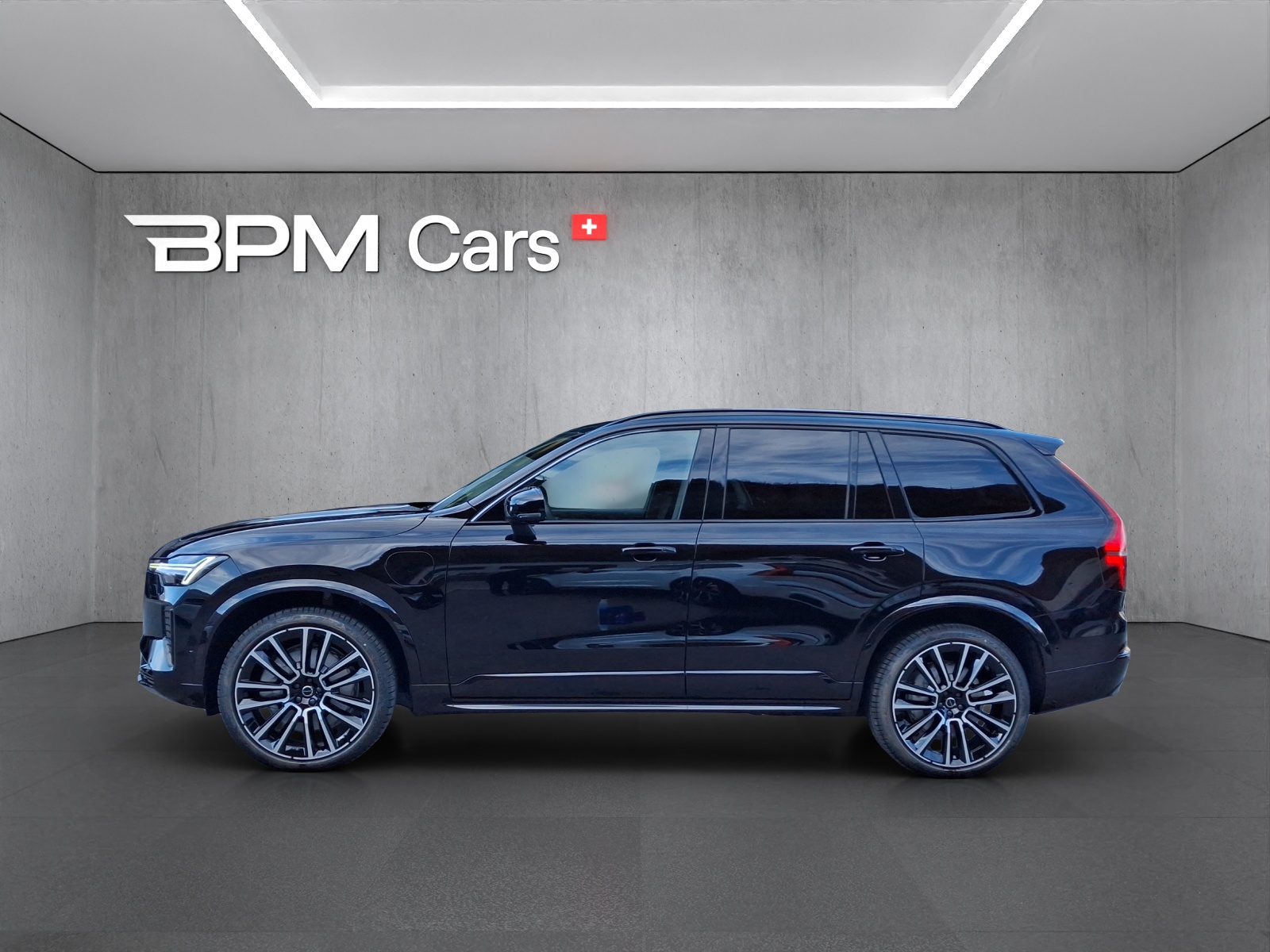 VOLVO XC90 T8 eAWD PluginHybrid Ultra Dark Geartronic-image-1