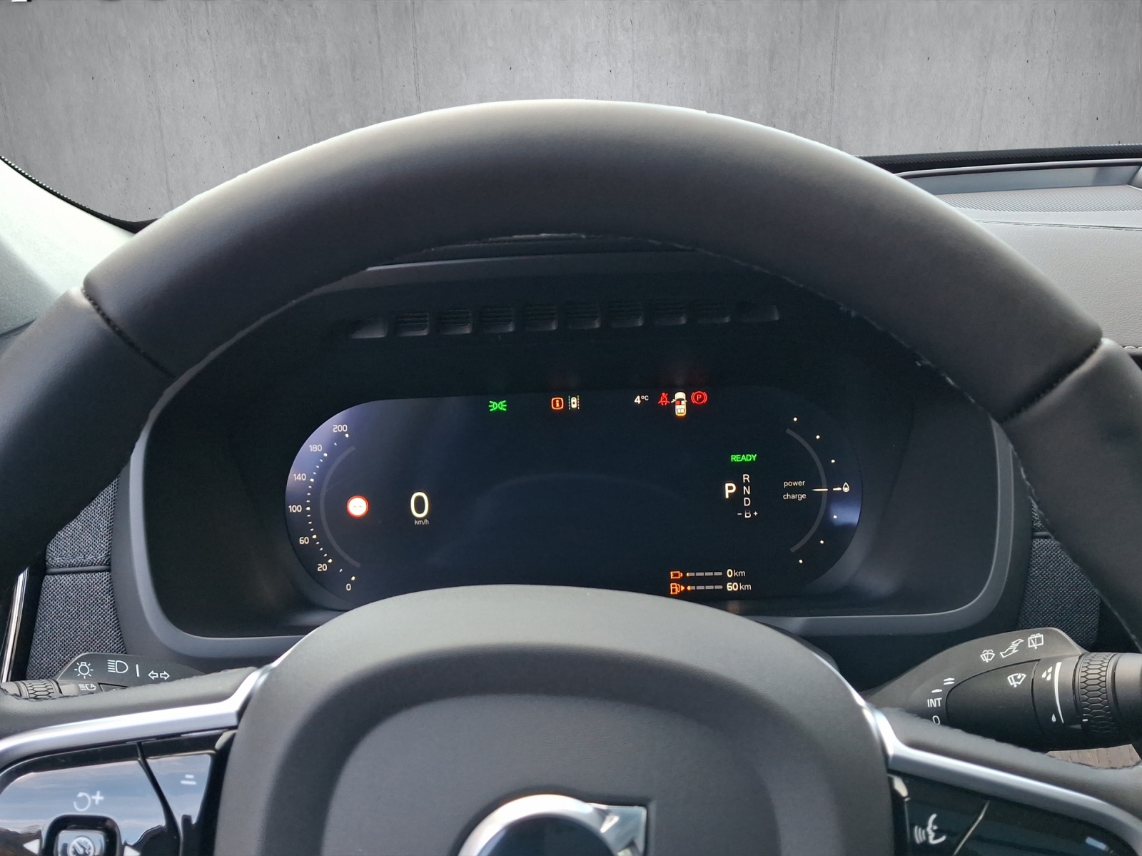 VOLVO XC90 T8 eAWD PluginHybrid Ultra Dark Geartronic-image-9