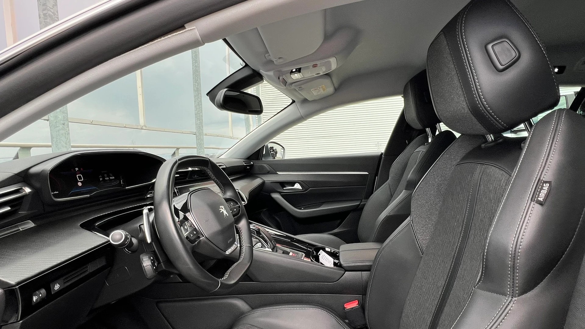 PEUGEOT 508 SW 1.2 PURE TECH ALLURE EAT8 l 130 PS-image-22