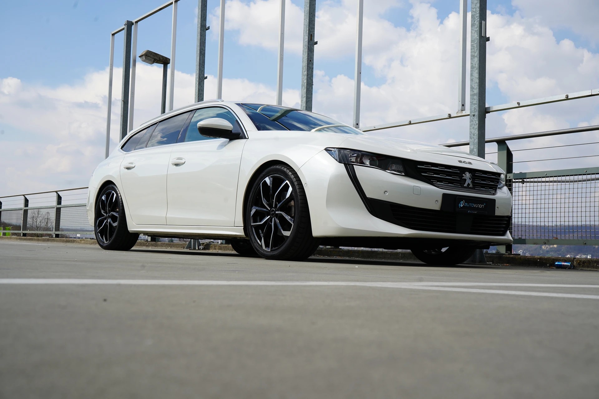 PEUGEOT 508 SW 1.2 PURE TECH ALLURE EAT8 l 130 PS-image-8