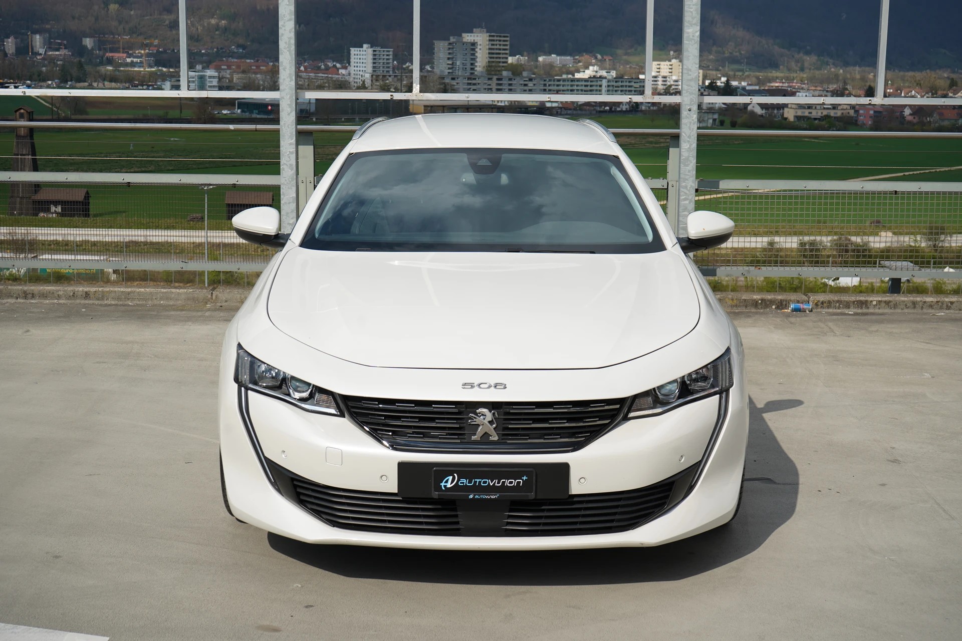 PEUGEOT 508 SW 1.2 PURE TECH ALLURE EAT8 l 130 PS-image-12