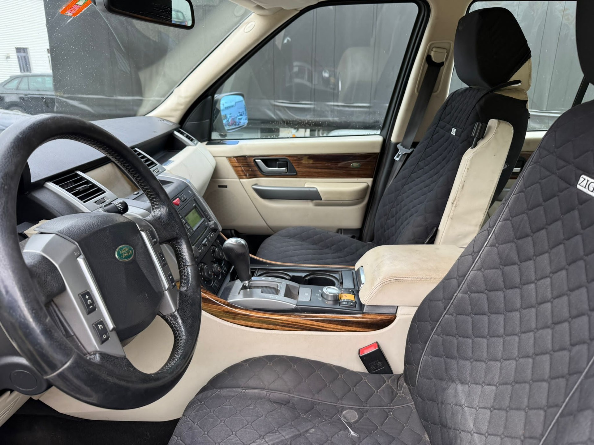 LAND ROVER 3.6 V8-image-8