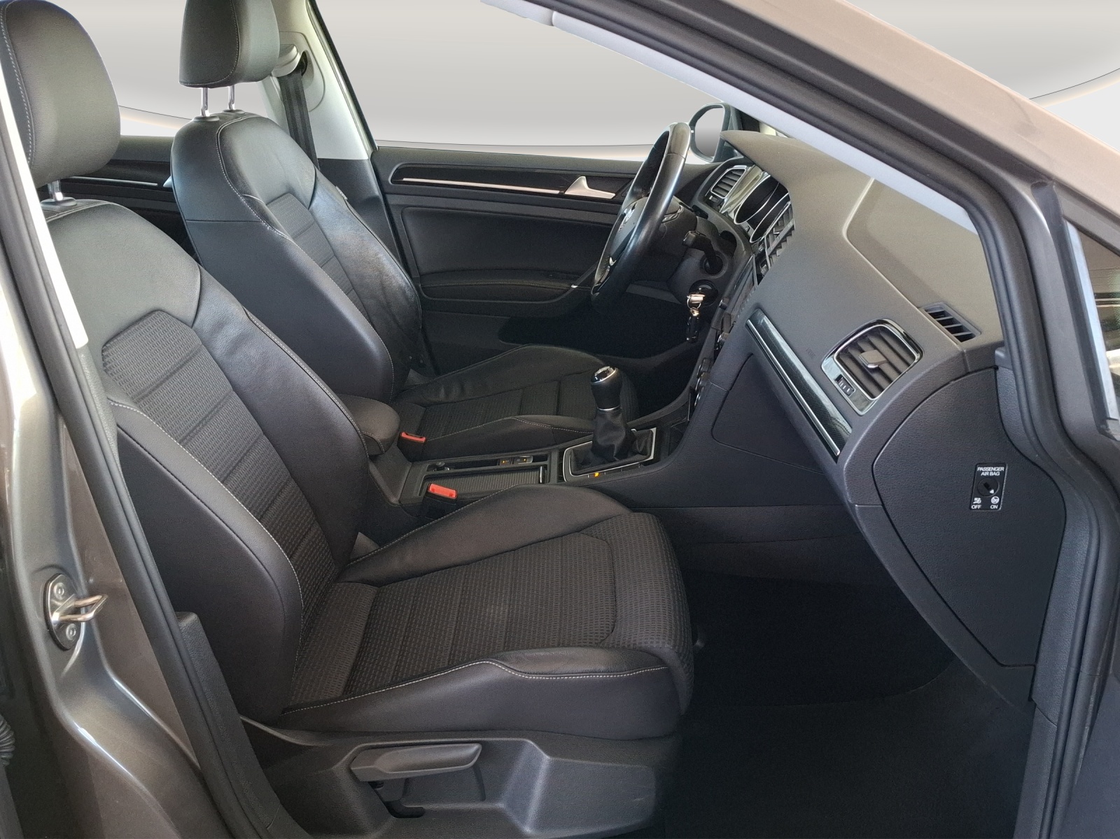 VW Golf 1.4 TSI Highline // 8-fach Aluminiumbereift // Bremsem hinten komplett NEU-image-9