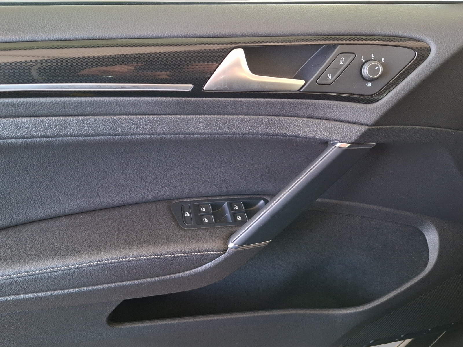 VW Golf 1.4 TSI Highline // 8-fach Aluminiumbereift // Bremsem hinten komplett NEU-image-15