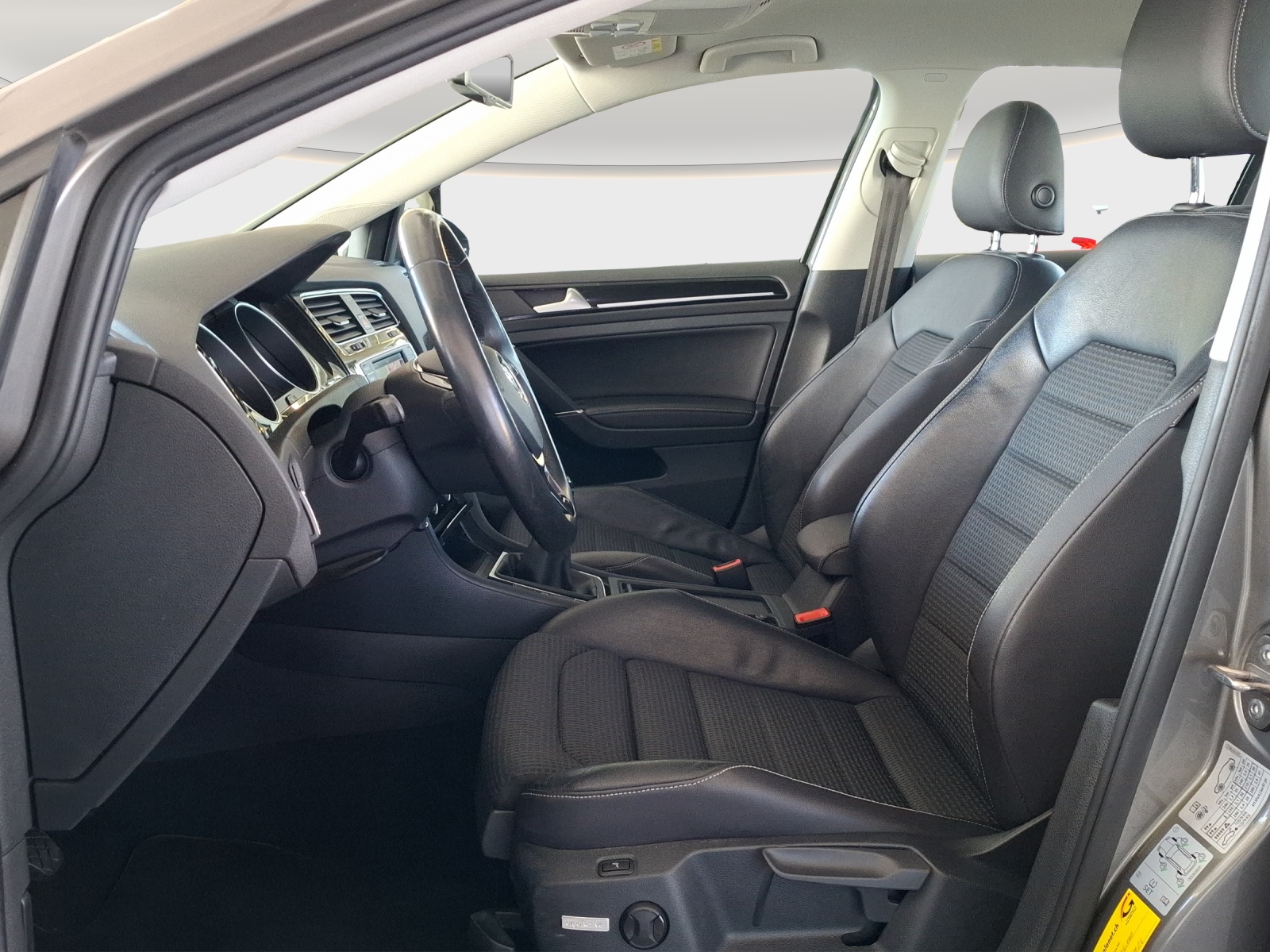 VW Golf 1.4 TSI Highline // 8-fach Aluminiumbereift // Bremsem hinten komplett NEU-image-8