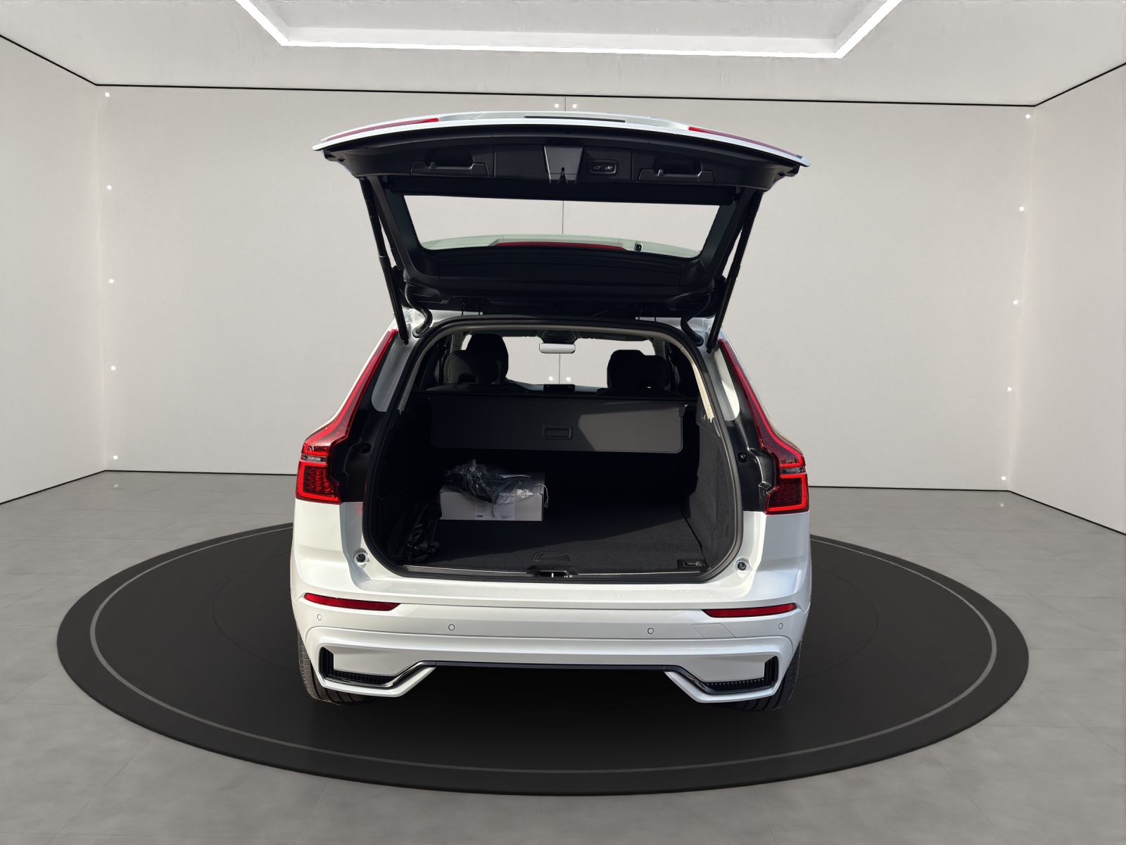 VOLVO XC60 2.0 T6 TE Plus Dark eAWD-image-1