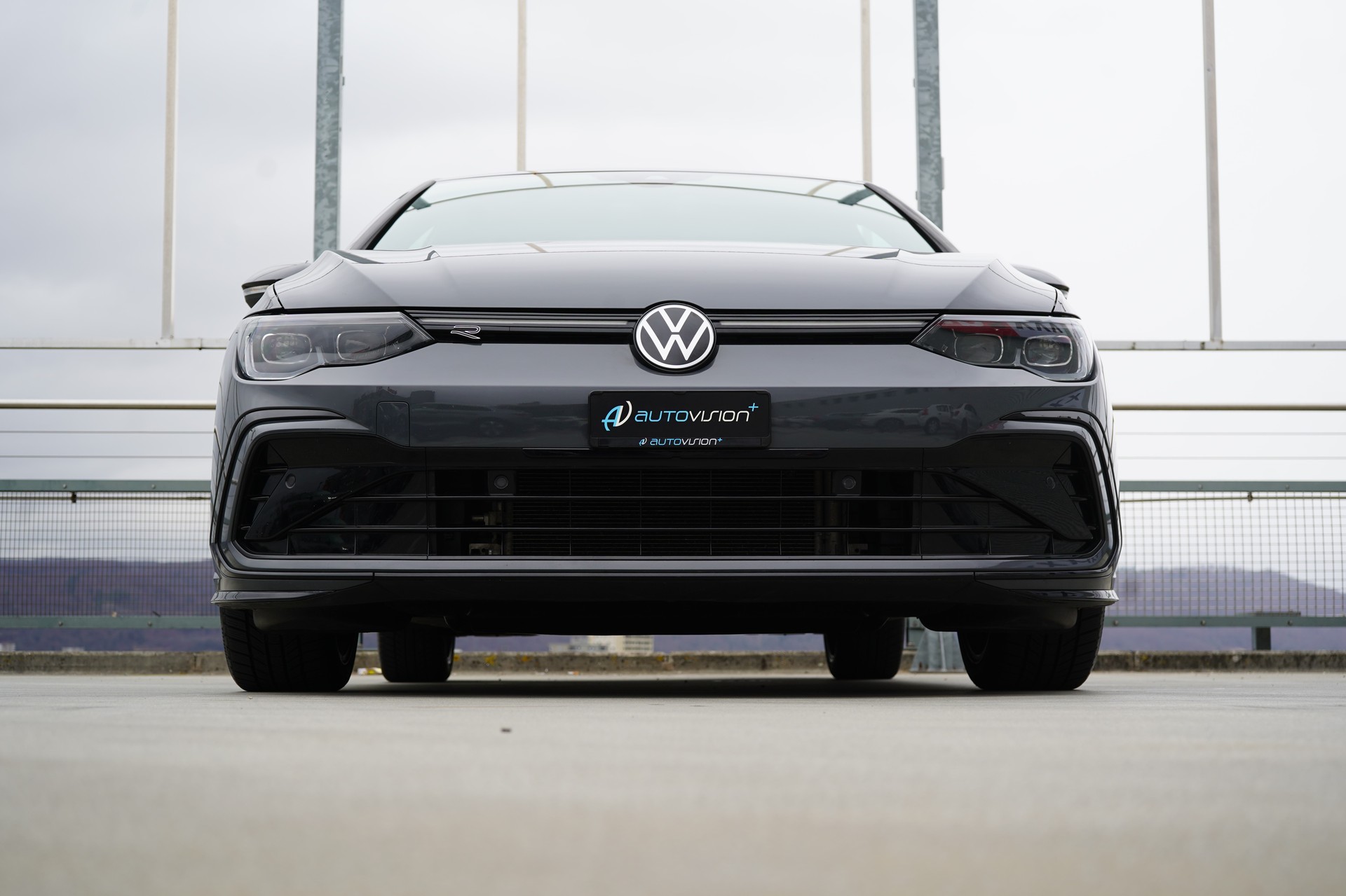 VW GOLF 1.5 eTSI mHEV ACT R-LINE BLACK DSG l 150 PS-image-15