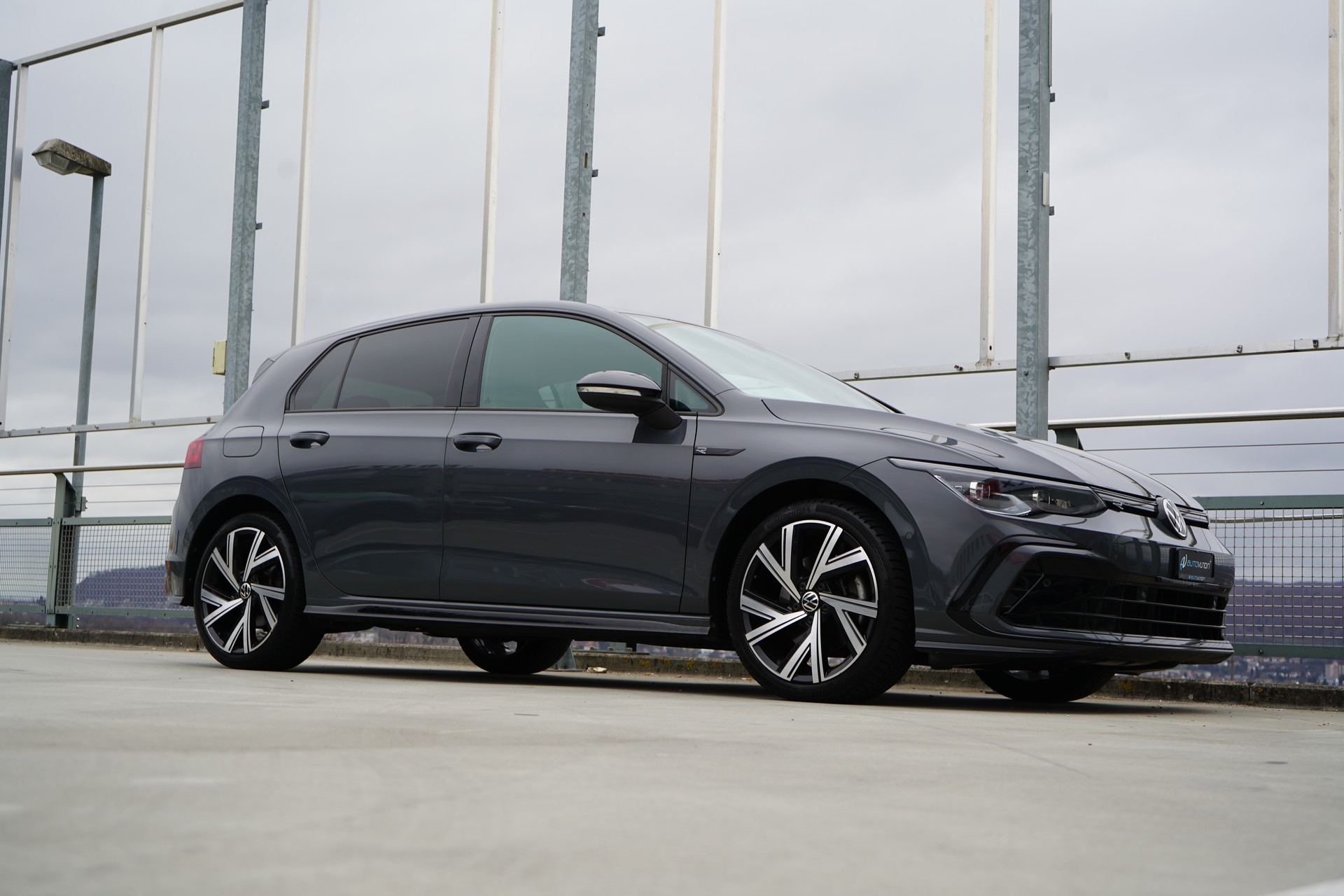VW GOLF 1.5 eTSI mHEV ACT R-LINE BLACK DSG l 150 PS-image-6