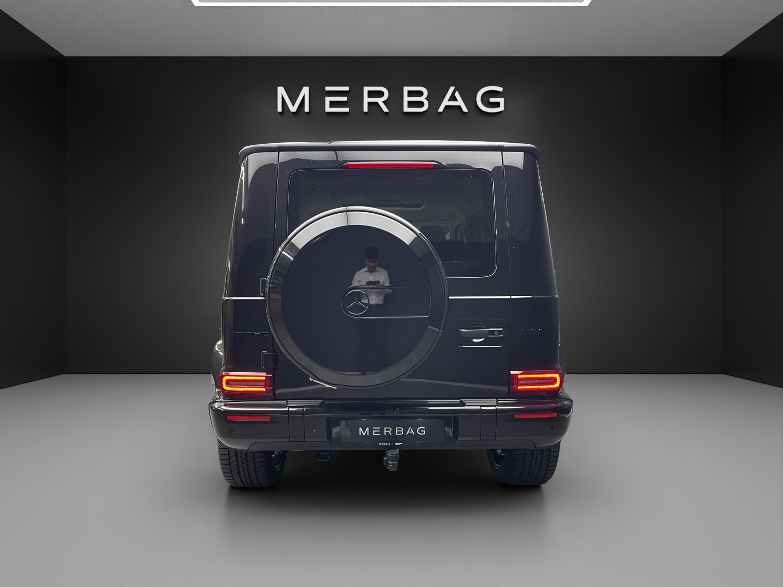 MERCEDES-BENZ G 63 AMG 9G-Tronic-image-4