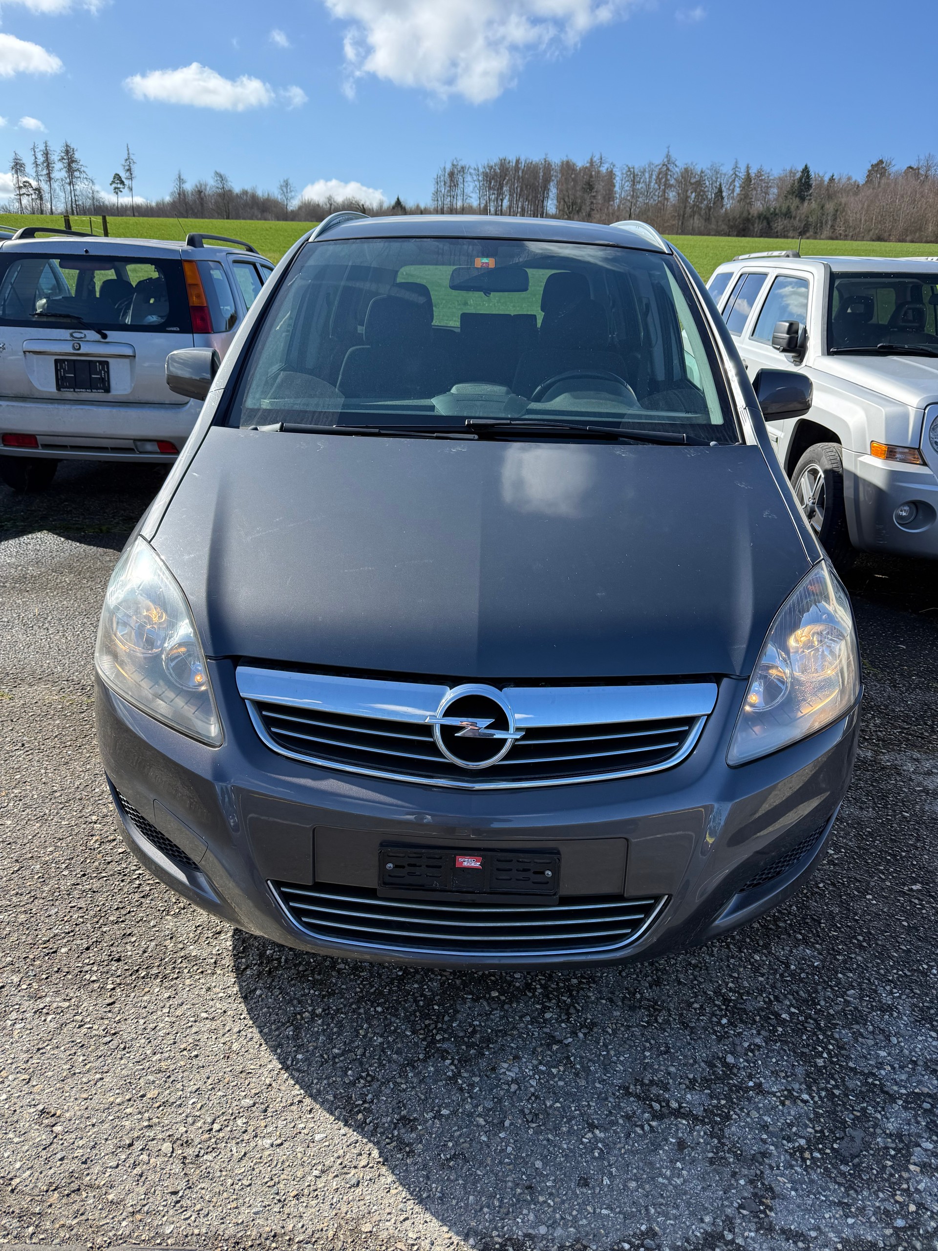 OPEL Zafira 2.2i 16V Edition-image-0