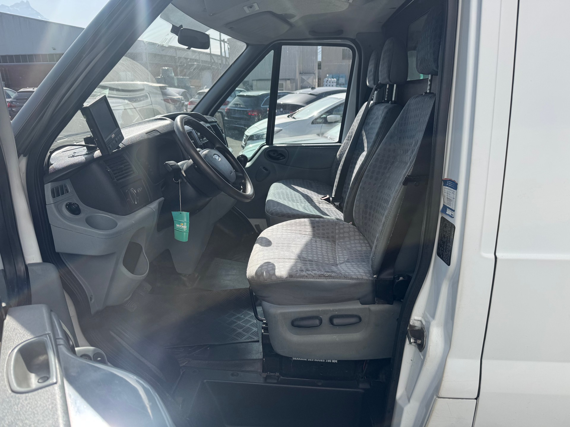 FORD Transit 2.2 TDCi 300 L-image-13