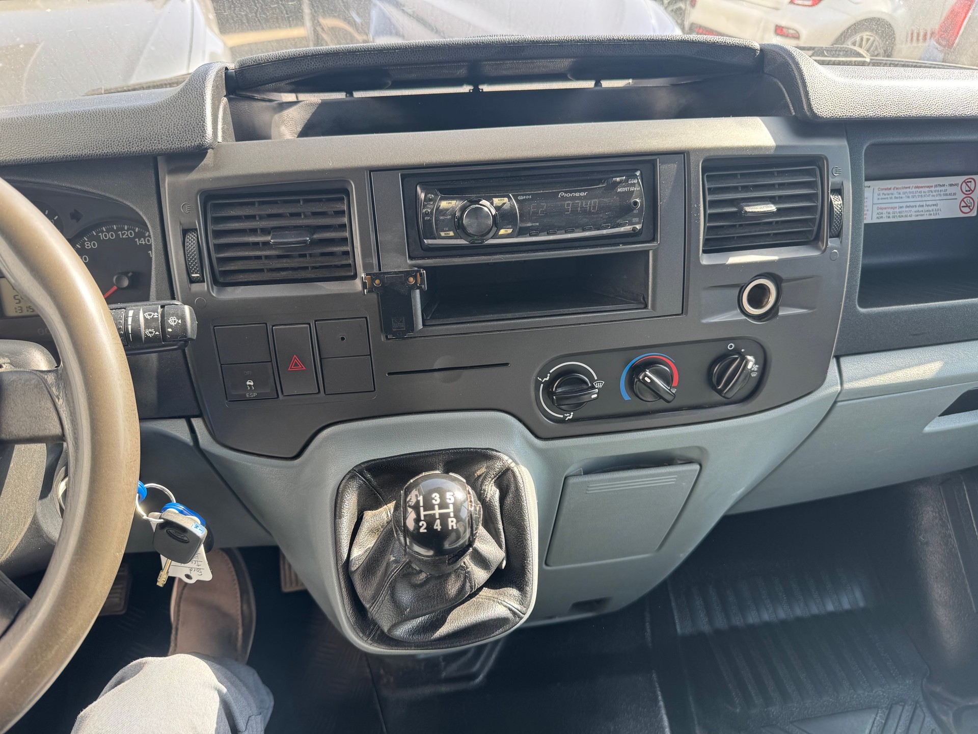 FORD Transit 2.2 TDCi 300 L-image-18