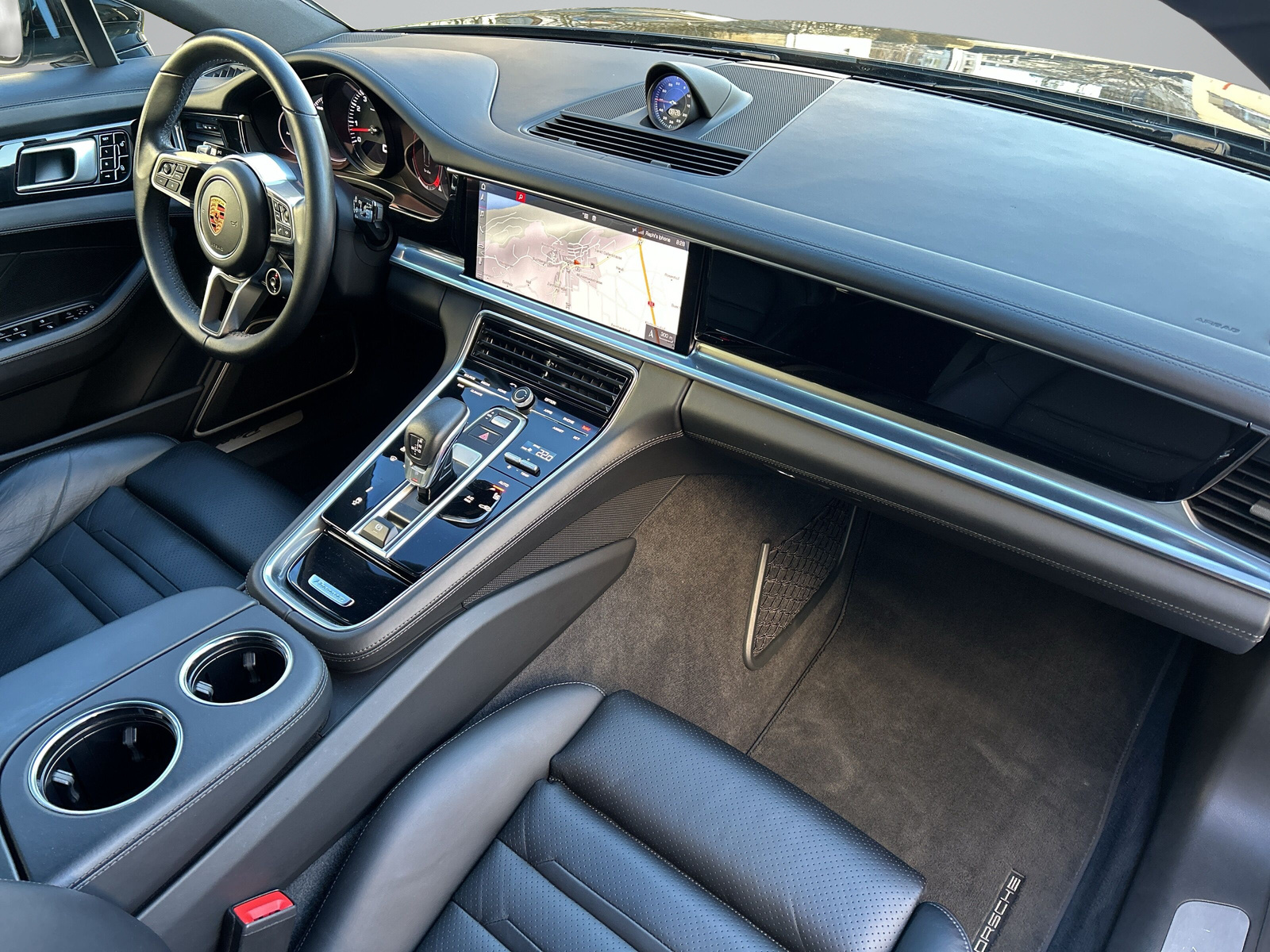 PORSCHE Panamera 4S Sport Turismo PDK*CH Fahrzeug*Schiebedach*Sportauspuff ohne OPF*Soft Close*-image-7