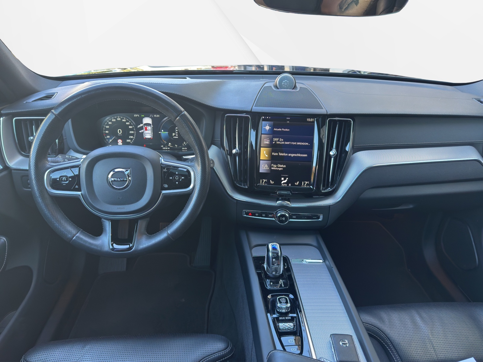 VOLVO XC60 2.0 T8 TE Inscription AWD-image-6
