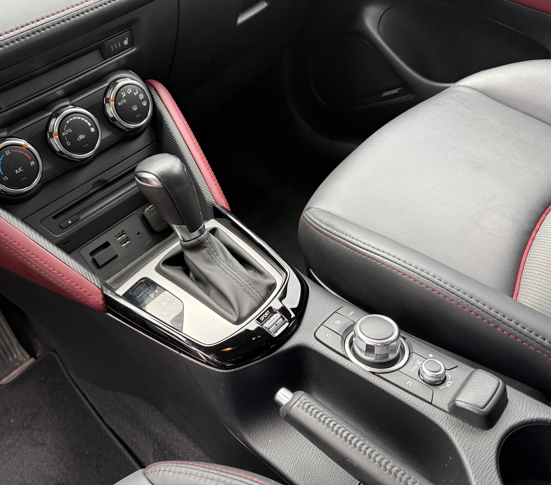 MAZDA CX-3 2.0 Ambition AWD Skyactiv Drive-image-8