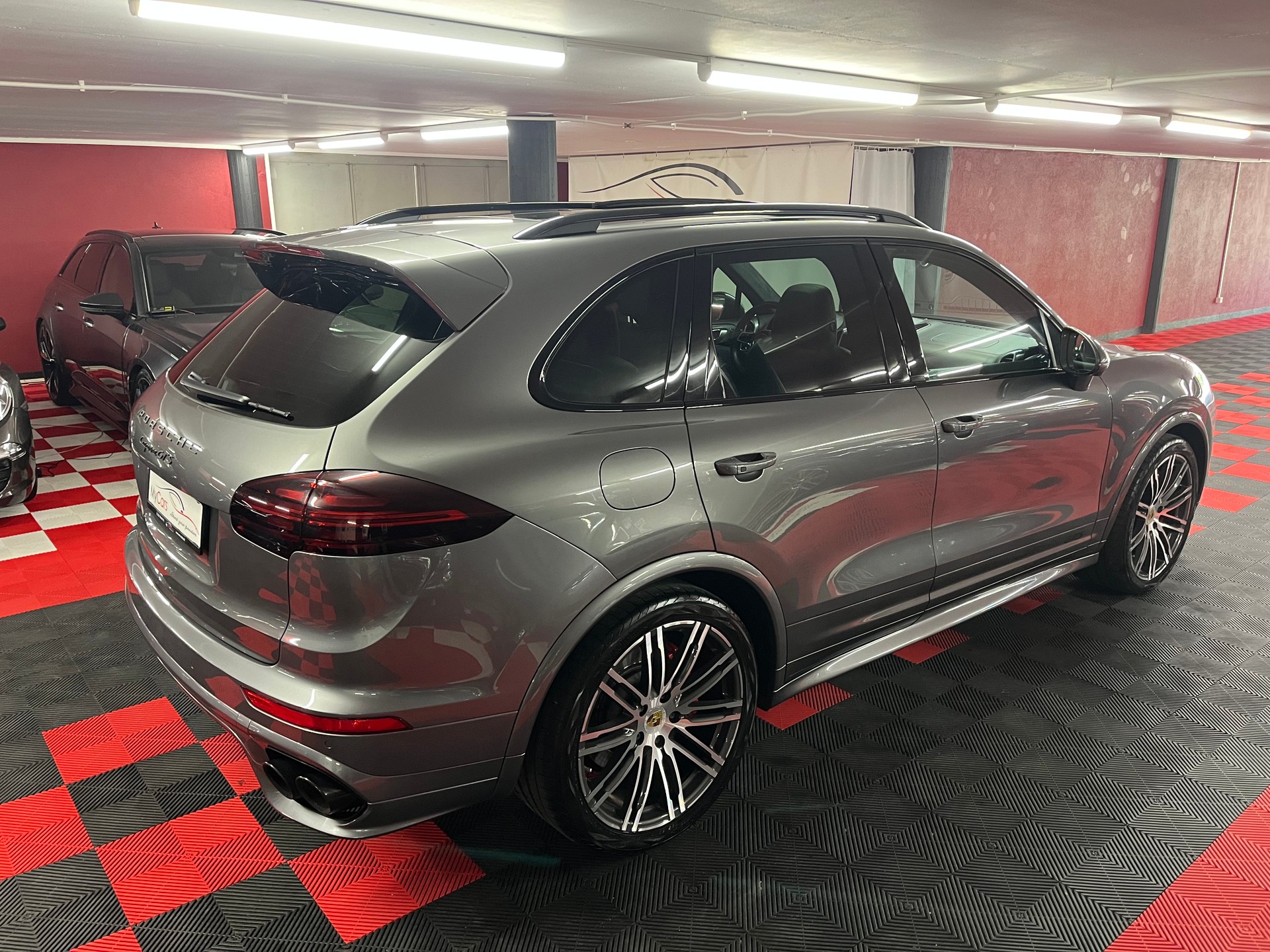 PORSCHE Cayenne GTS-image-5