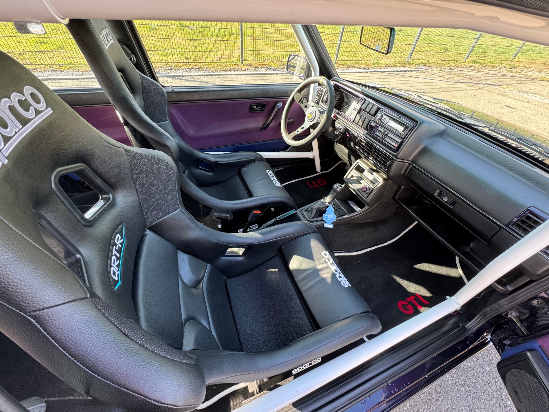 VW Golf 1800 GTI G60 Fire and Ice-image-19