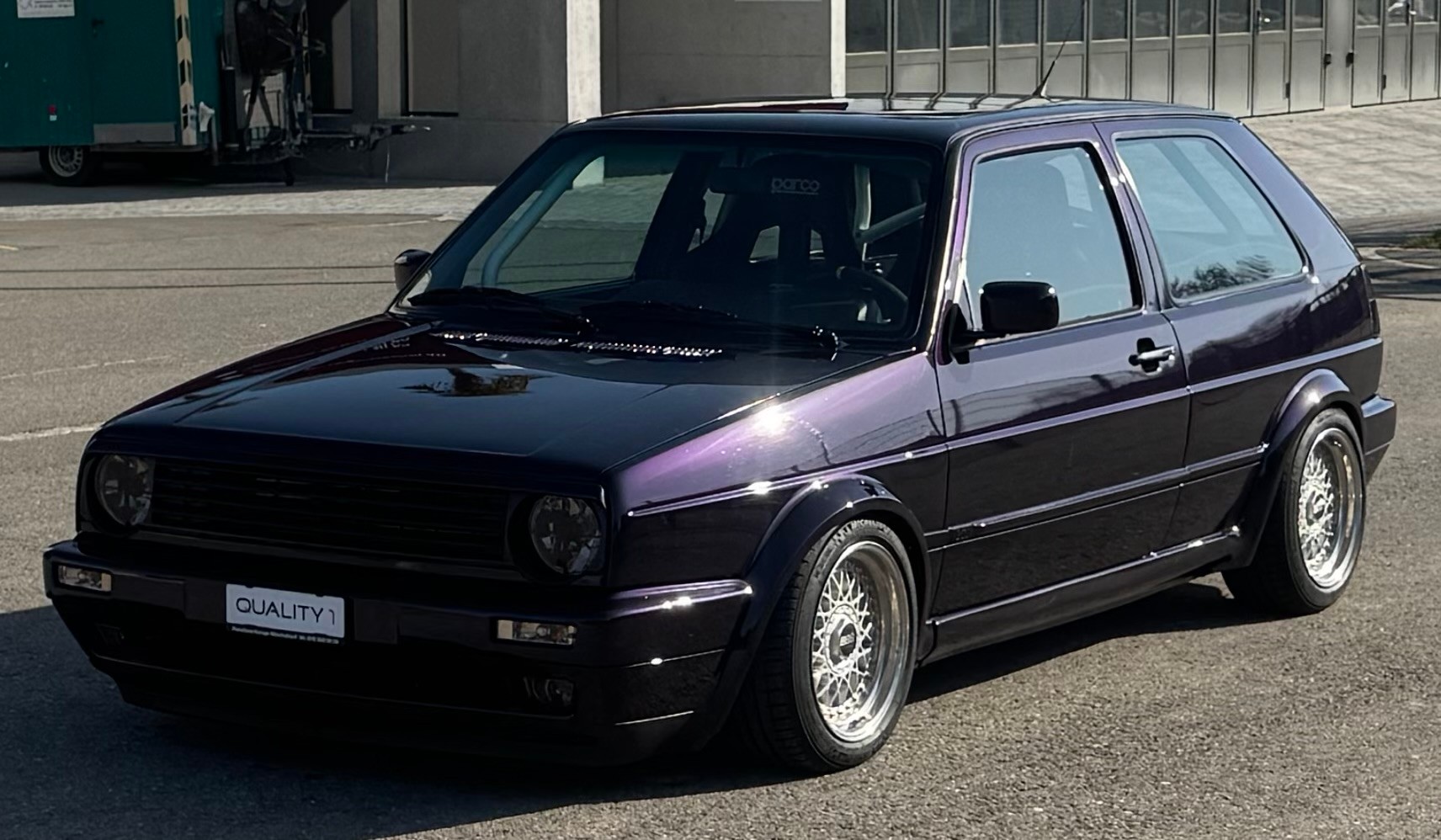 VW Golf 1800 GTI G60 Fire and Ice-showroom-element-2