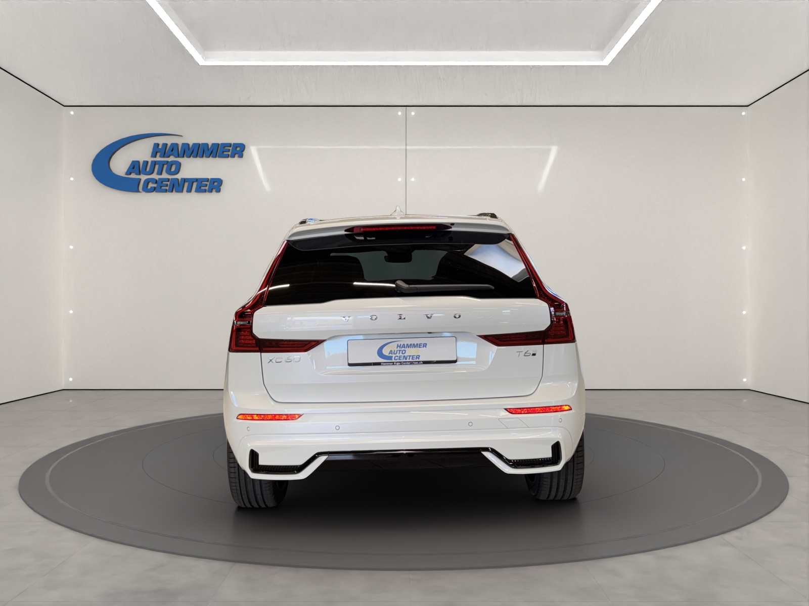 VOLVO XC60 2.0 T6 TE Ultra Dark eAWD-image-3