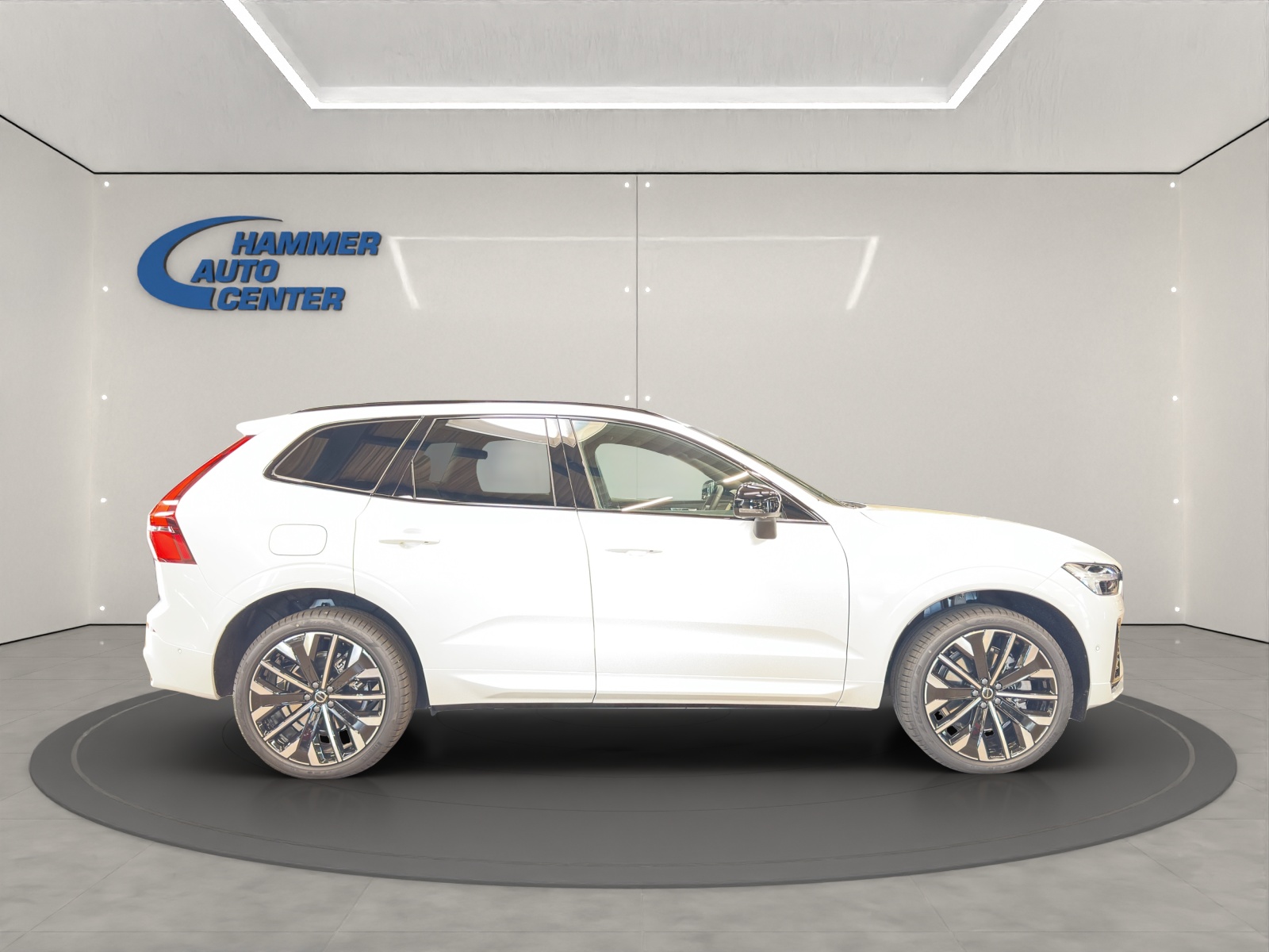 VOLVO XC60 2.0 T6 TE Ultra Dark eAWD-image-5