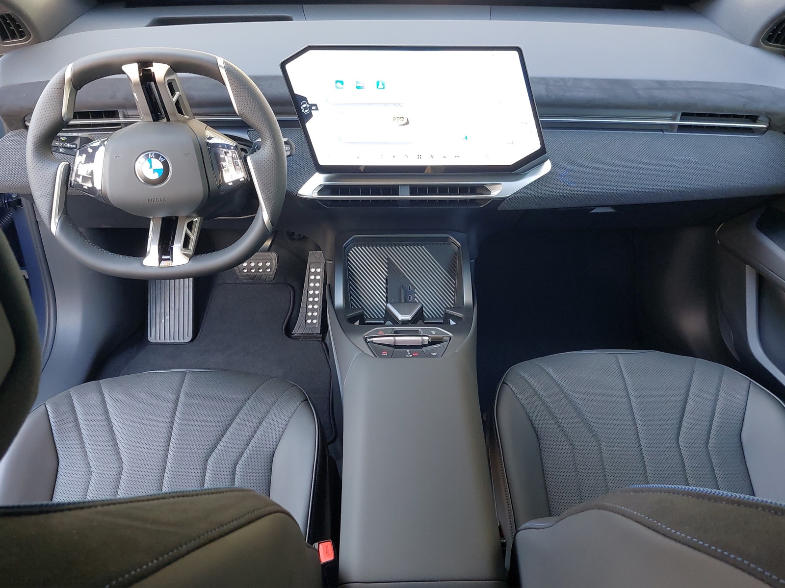 BMW iX3 50 xDrive M Sport-image-13