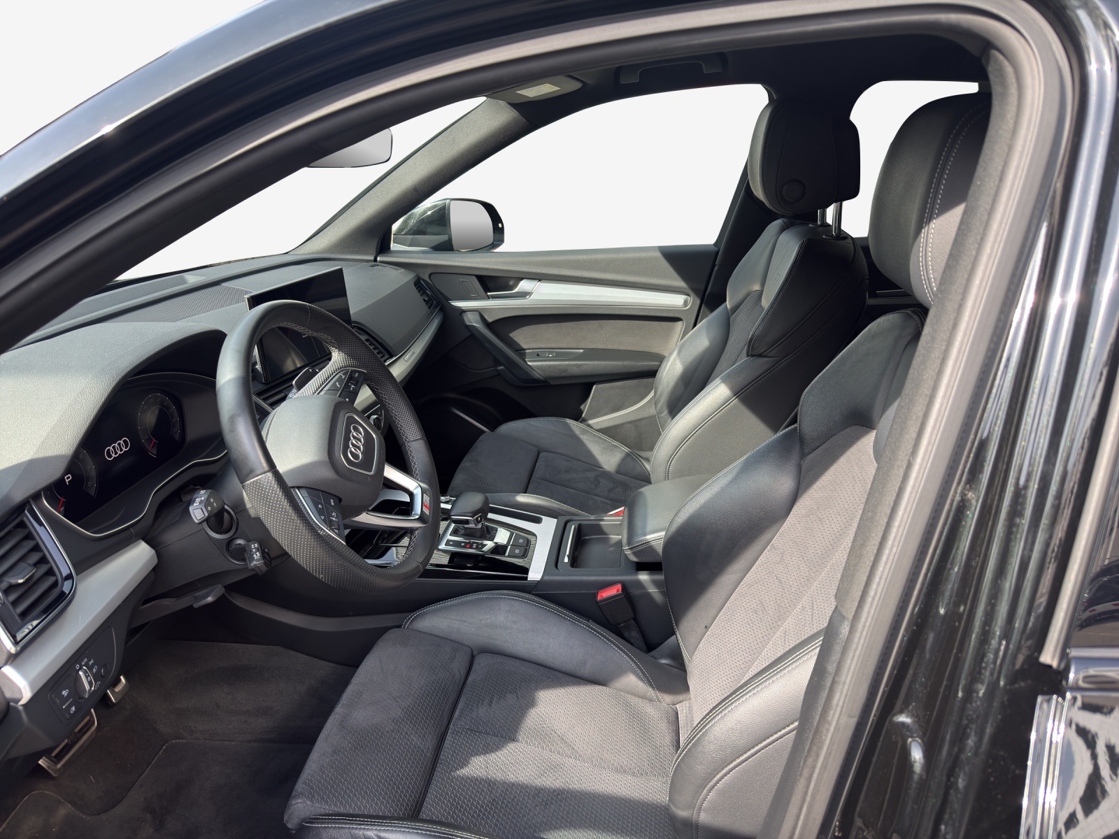 AUDI Q5 45 TFSI S-line quattro S-tronic-image-7