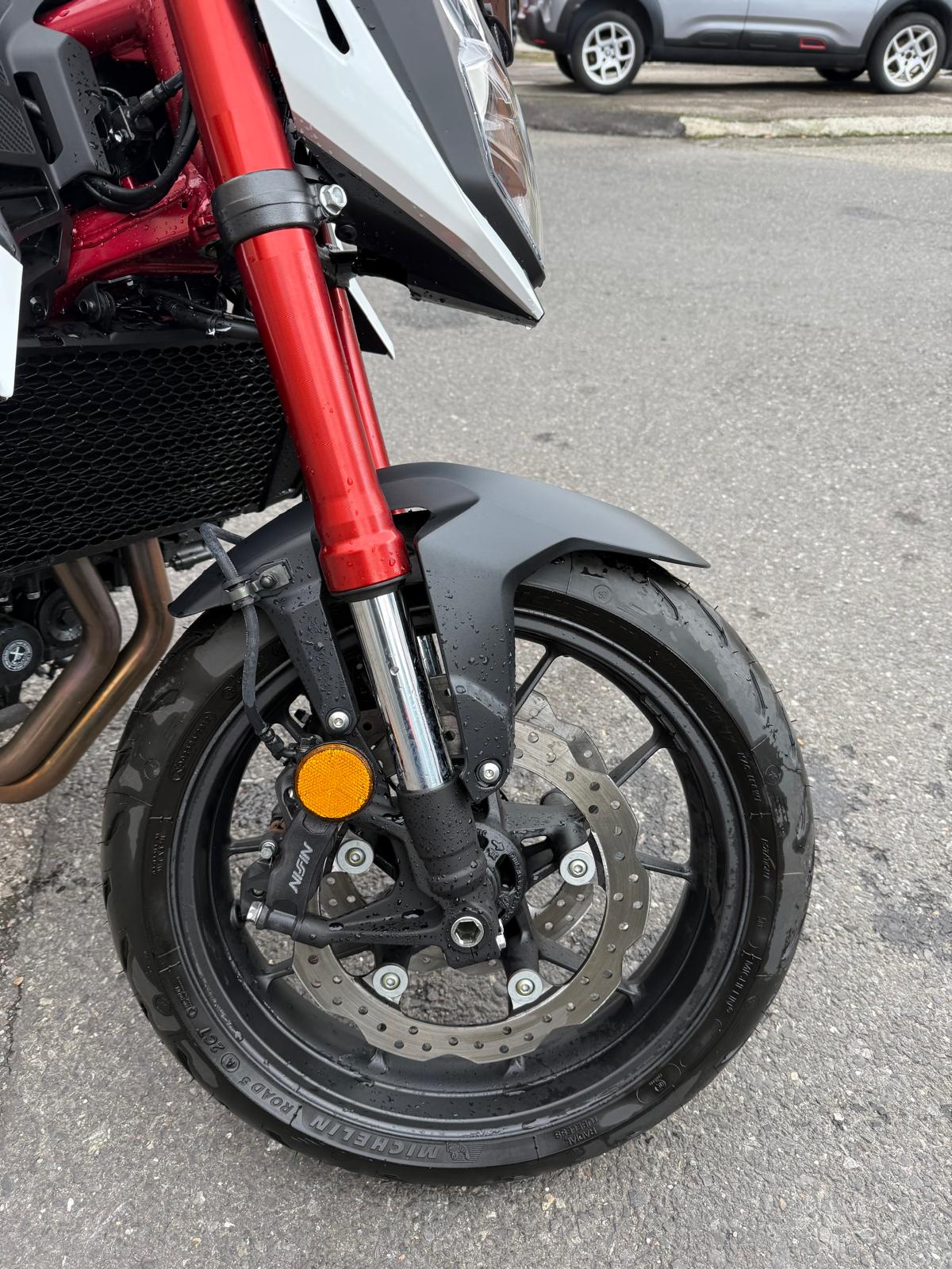 HONDA CB 750 Hornet (35kW)-image-4