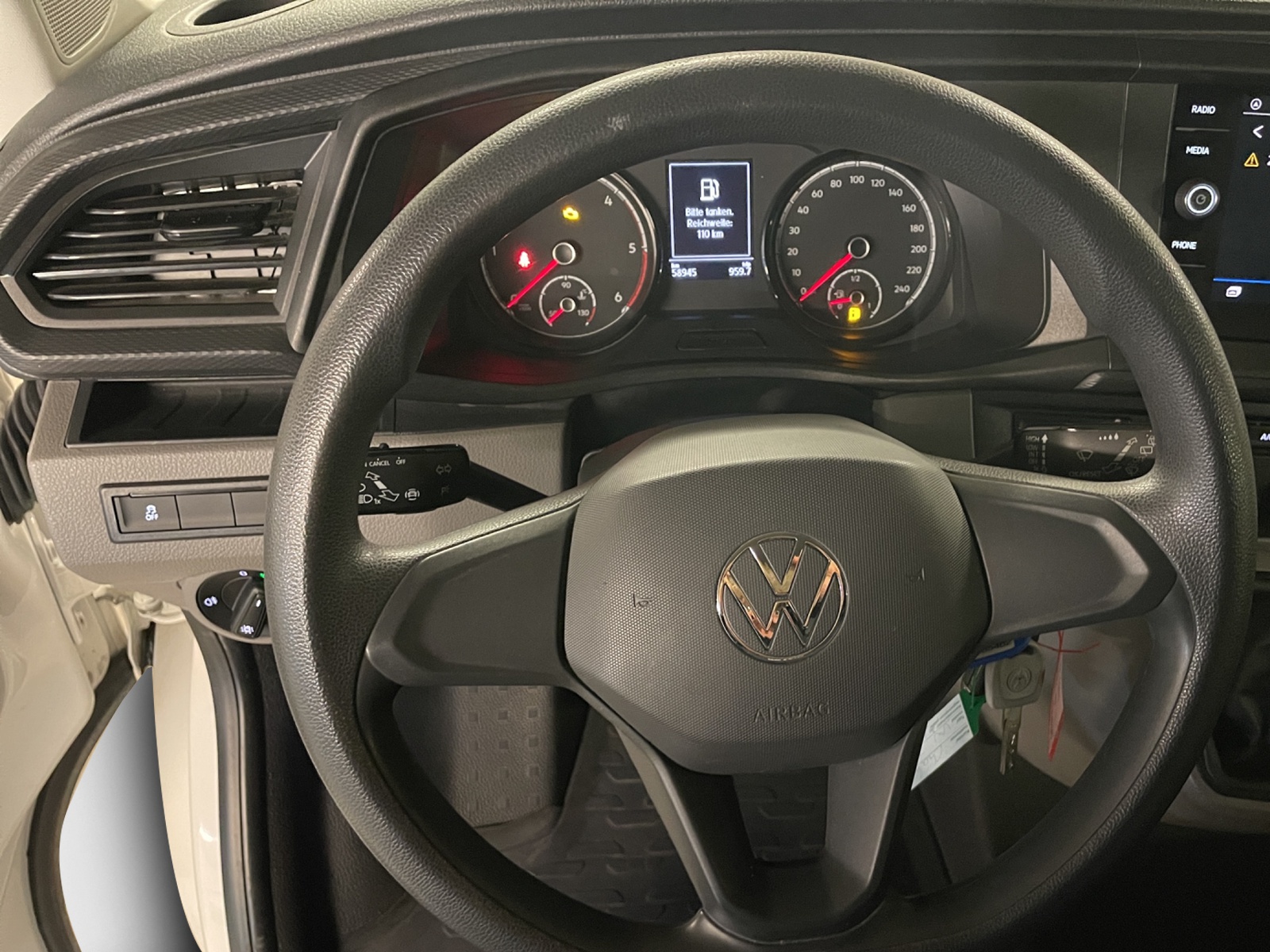 VW T6.1 2.0 TDI 4Motion-image-9