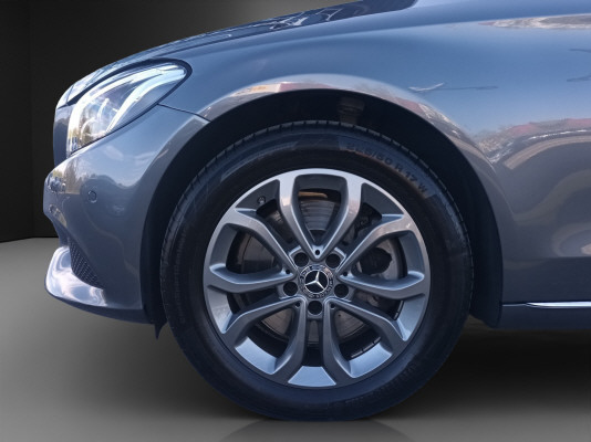 MERCEDES-BENZ C 250 d Swiss Star Avan4M-image-5