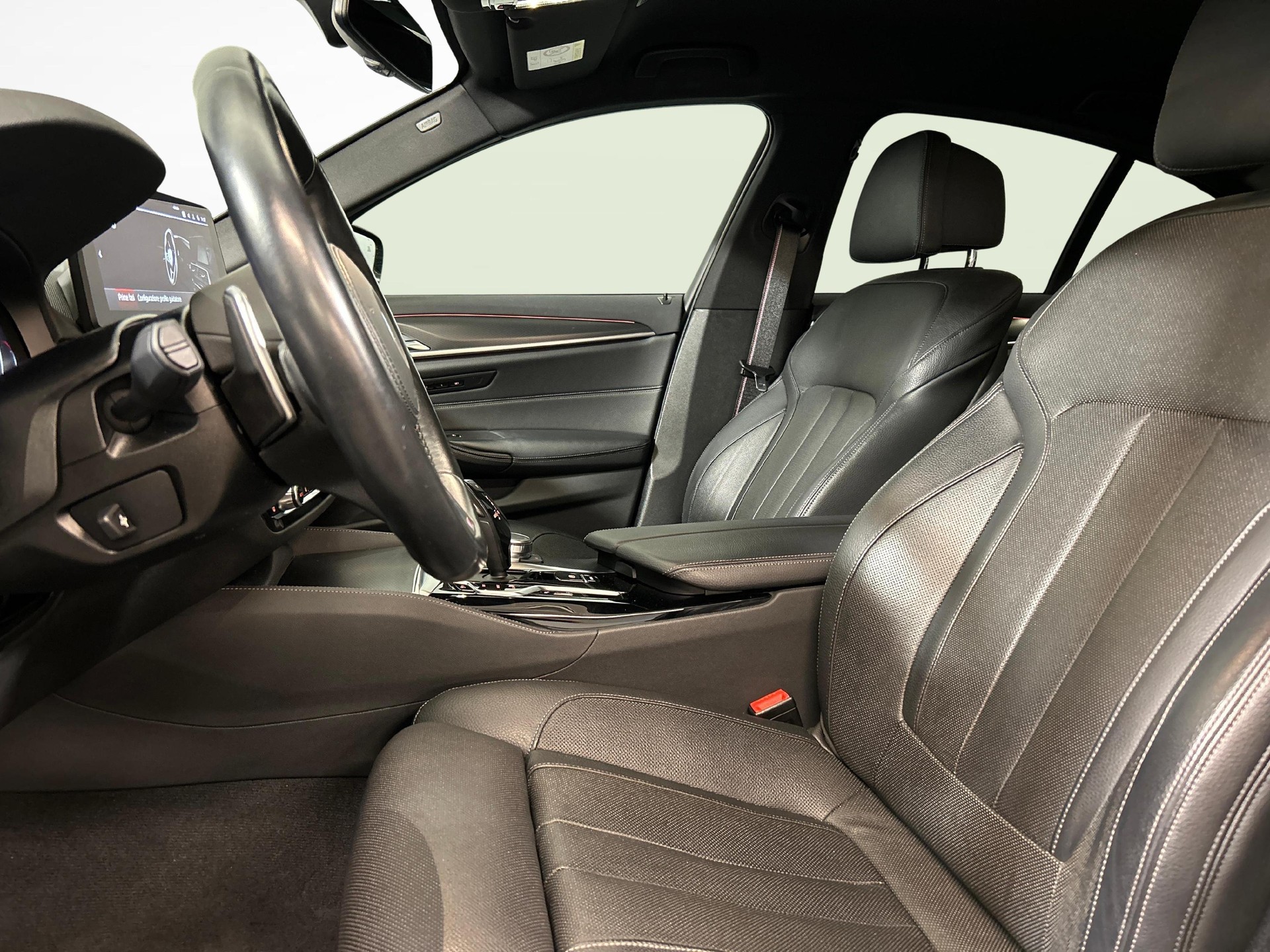 BMW 530d xDrive-image-2