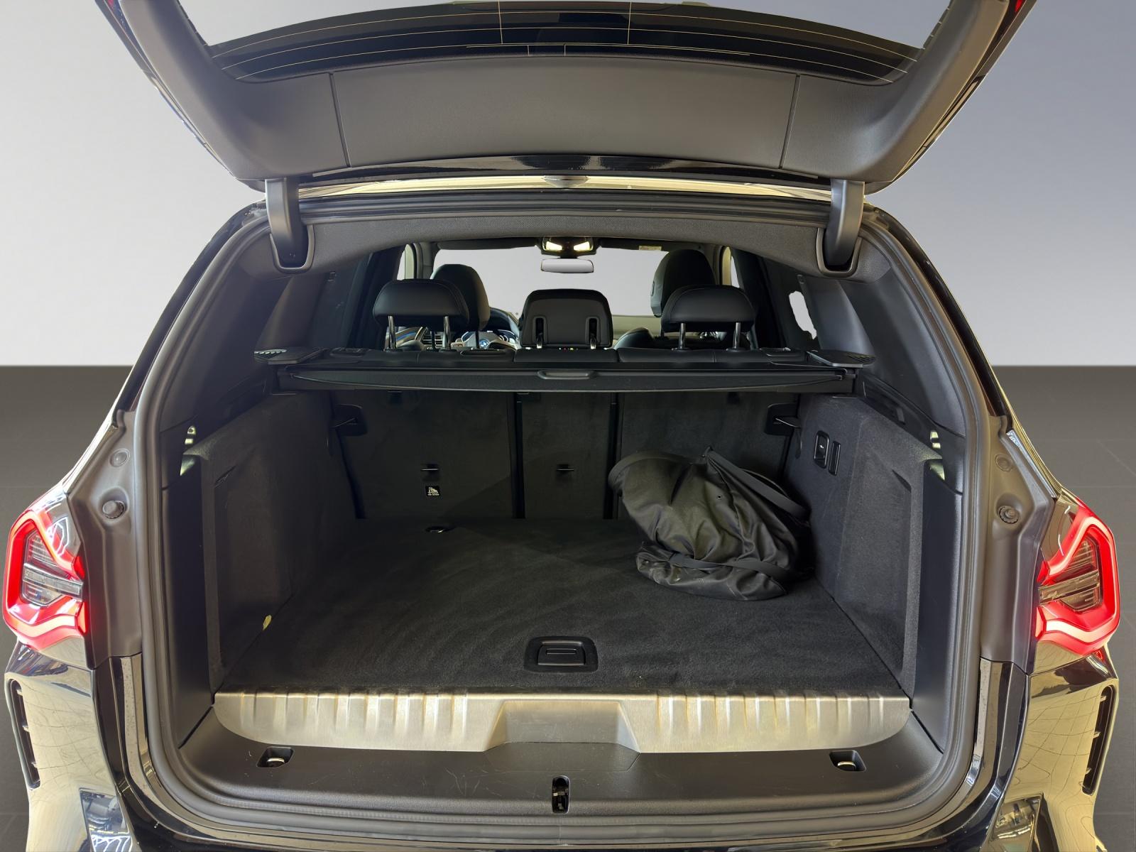BMW X3 30e xDrive M-SportPaket-image-18