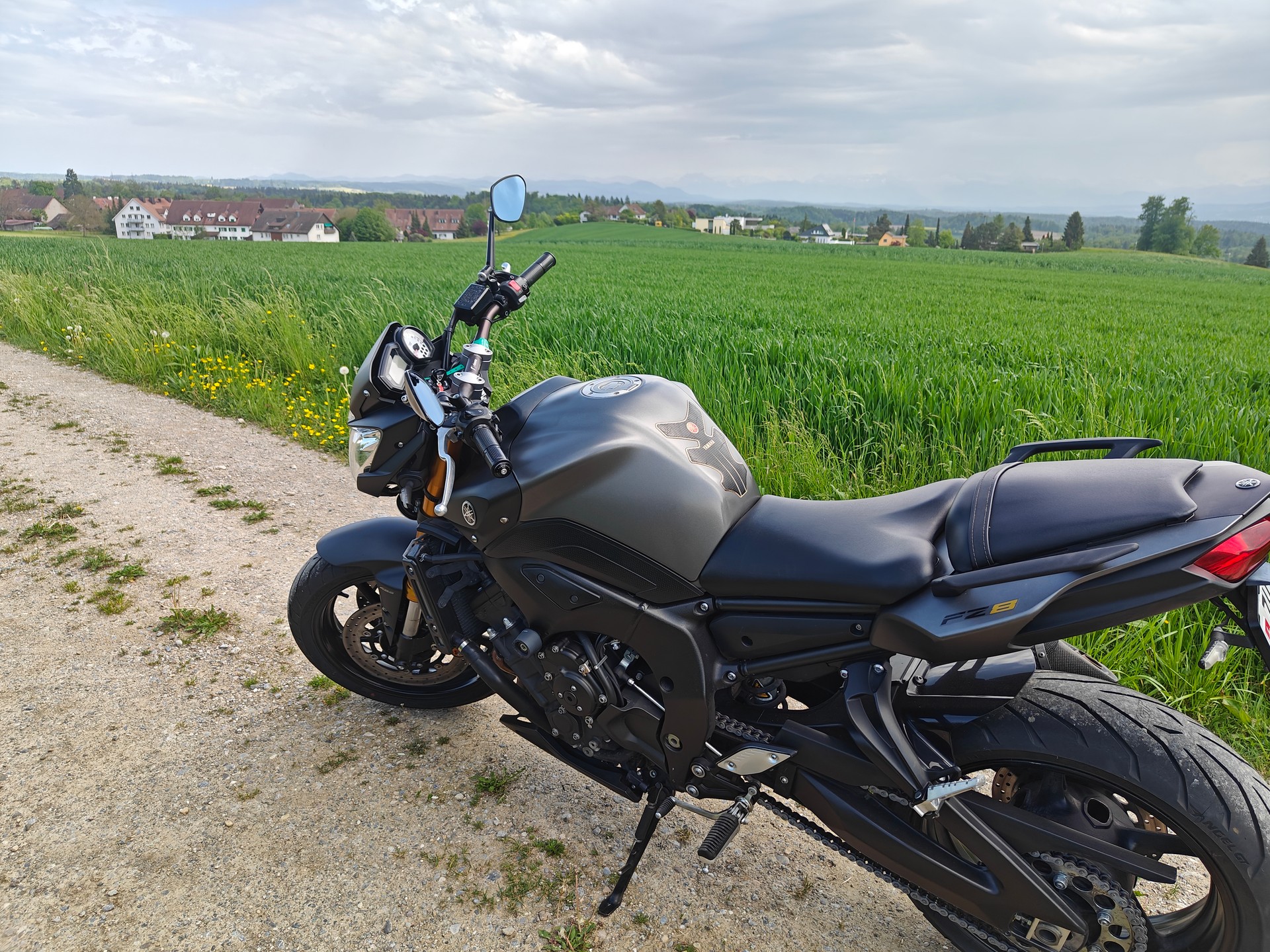 YAMAHA FZ8 N ABS Limited Edition-image-7