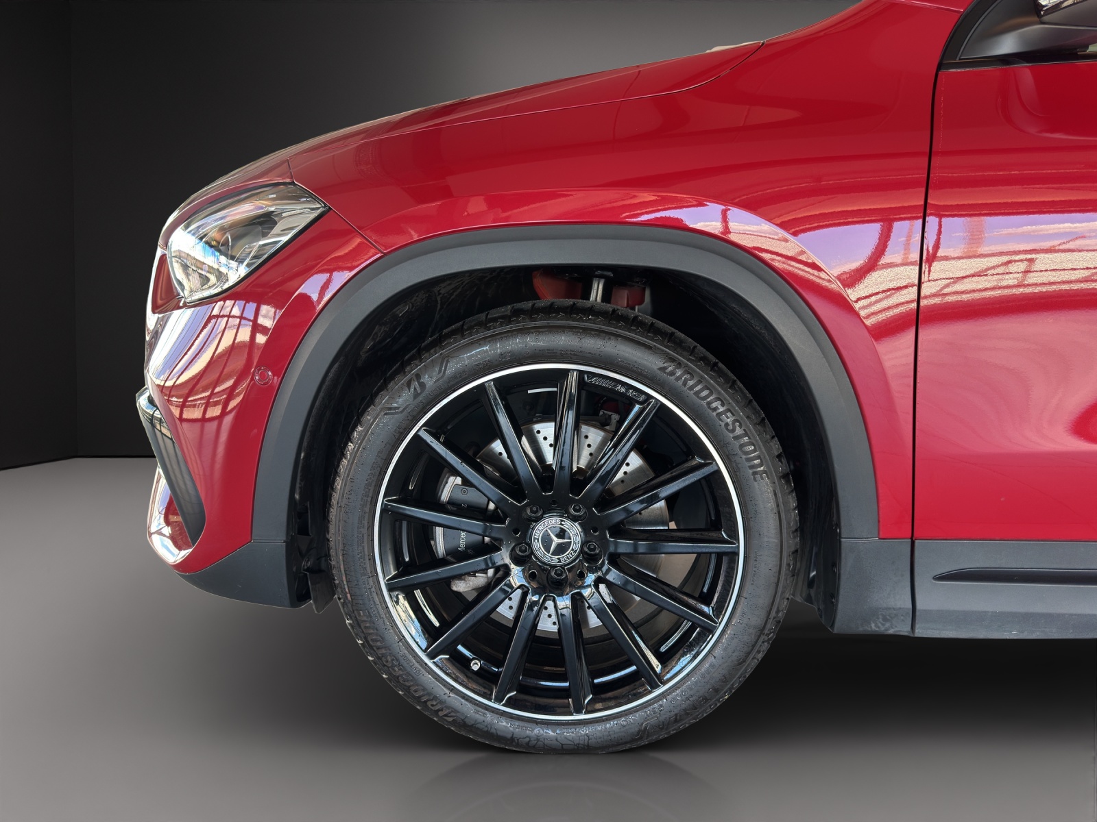 MERCEDES-BENZ GLA 250 AMG Line 4Matic-image-7