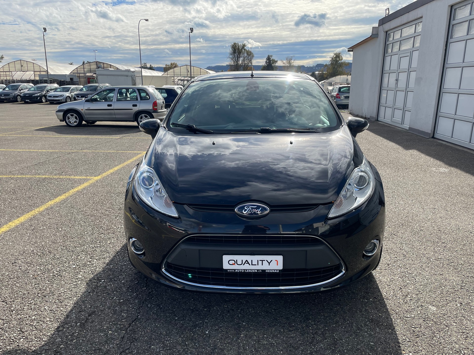 FORD Fiesta 1.4 16V Titanium-image-2