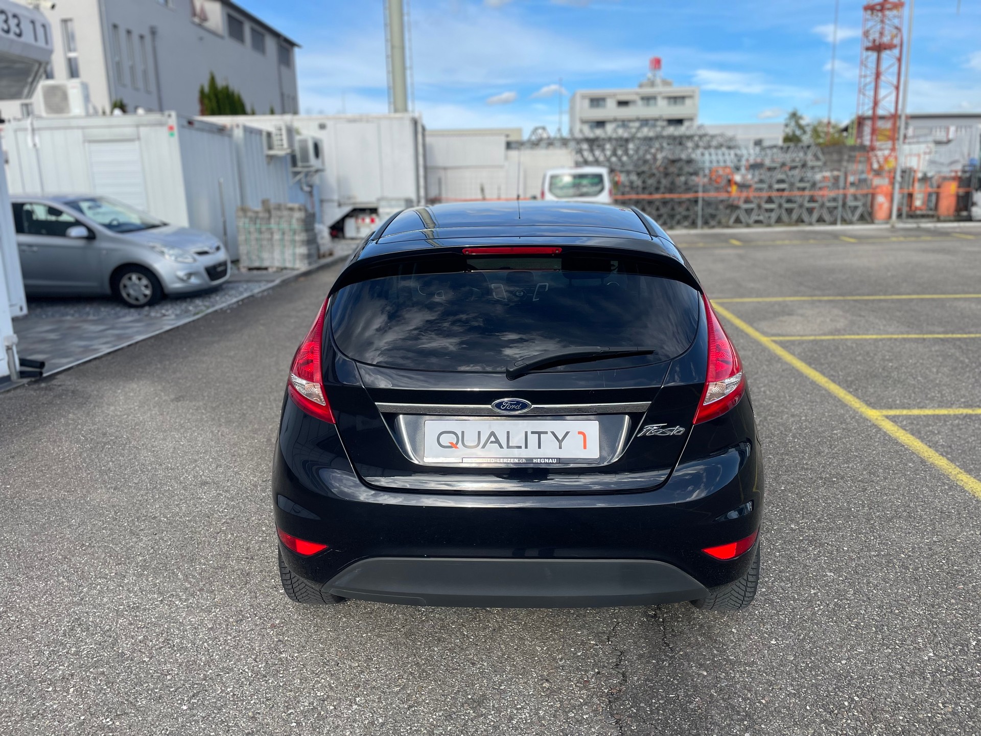 FORD Fiesta 1.4 16V Titanium-image-5