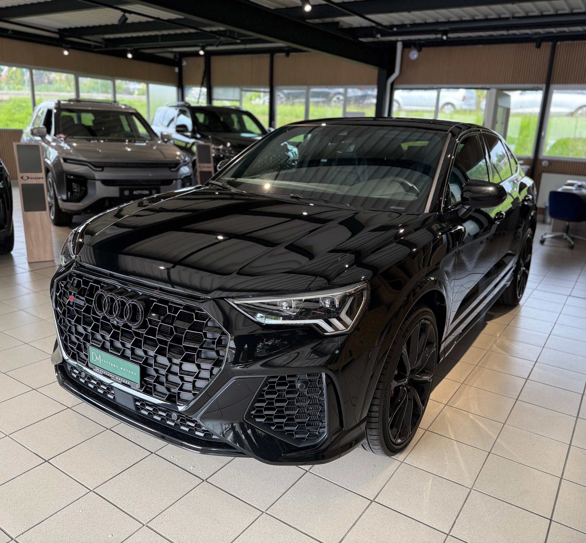 AUDI RS Q3 Sportback quattro S tronic-image-0