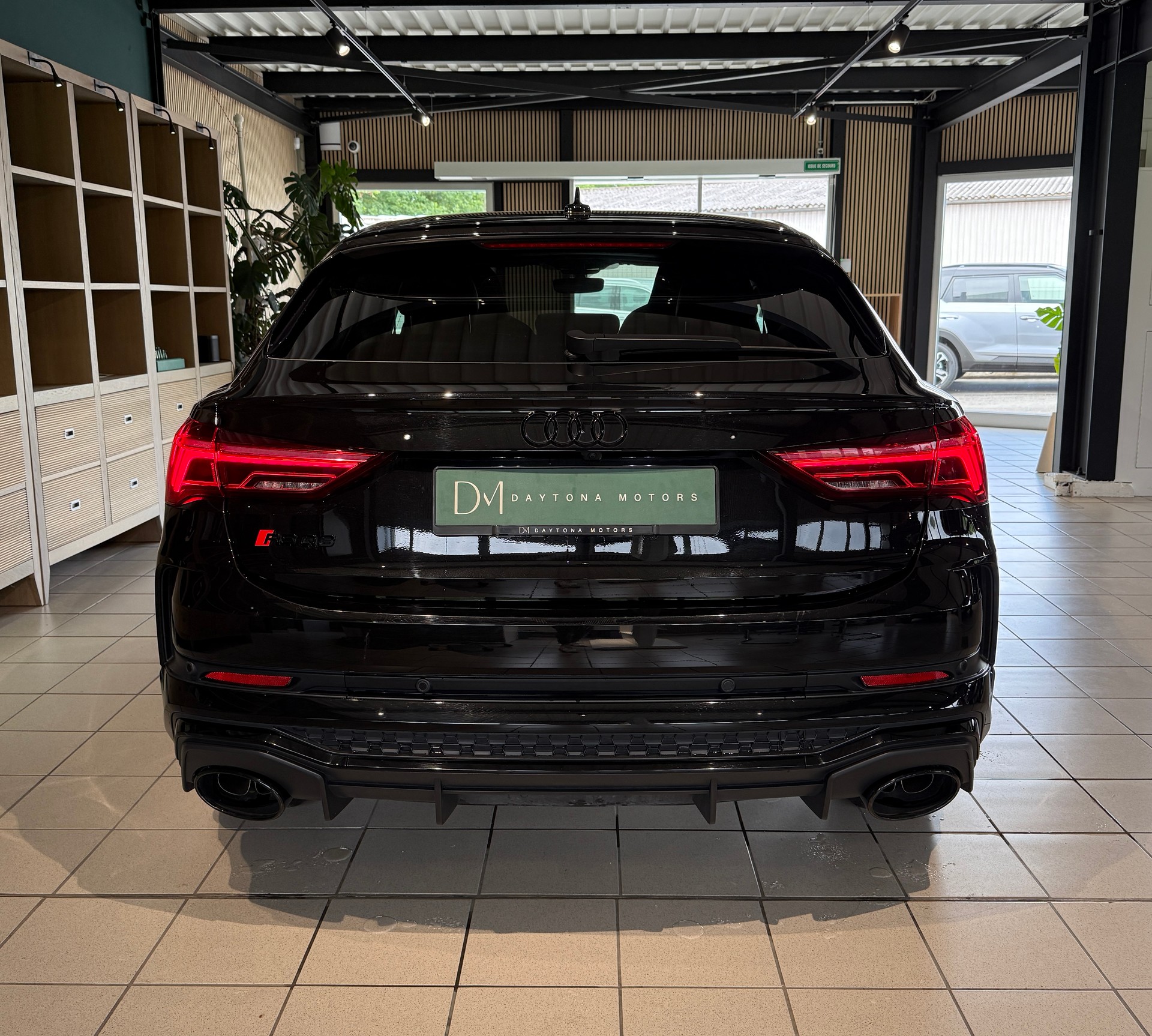 AUDI RS Q3 Sportback quattro S tronic-image-3