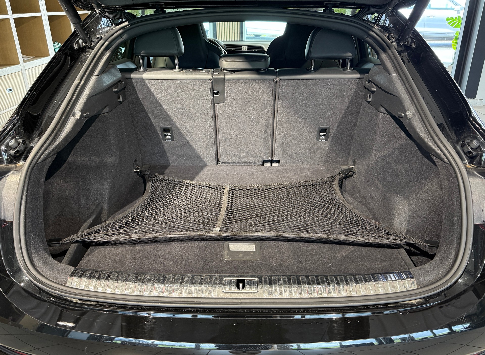 AUDI RS Q3 Sportback quattro S tronic-image-23