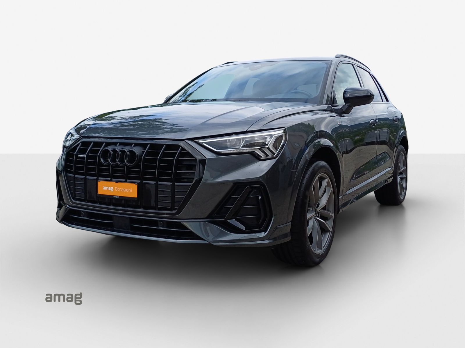 AUDI Q3 35 TDI S line Attraction quattro S-tronic-image-0