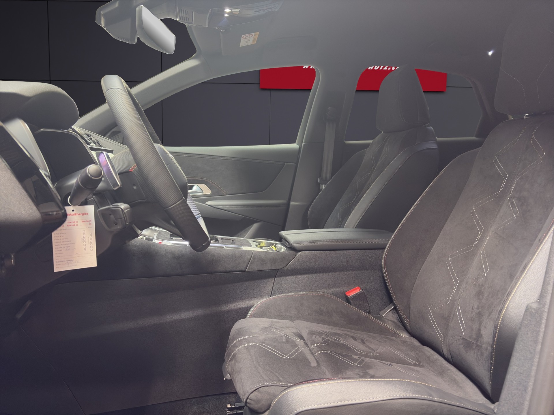 DS AUTOMOBILES DS7 1.5 BlueHDi Pallas-image-4
