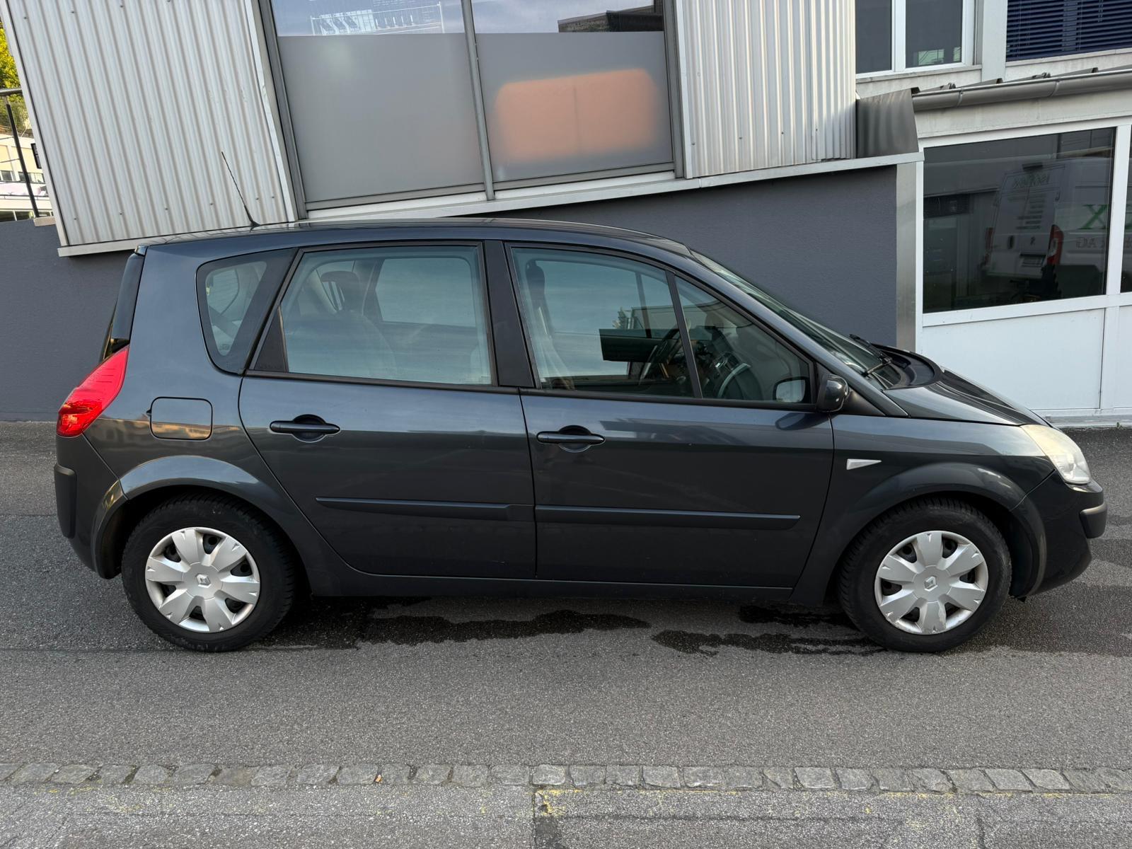 RENAULT Scénic 1.6 16V Fairway-image-3