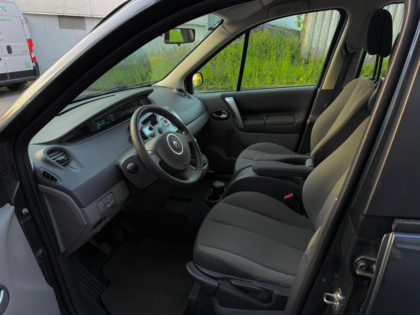 RENAULT Scénic 1.6 16V Fairway-image-7