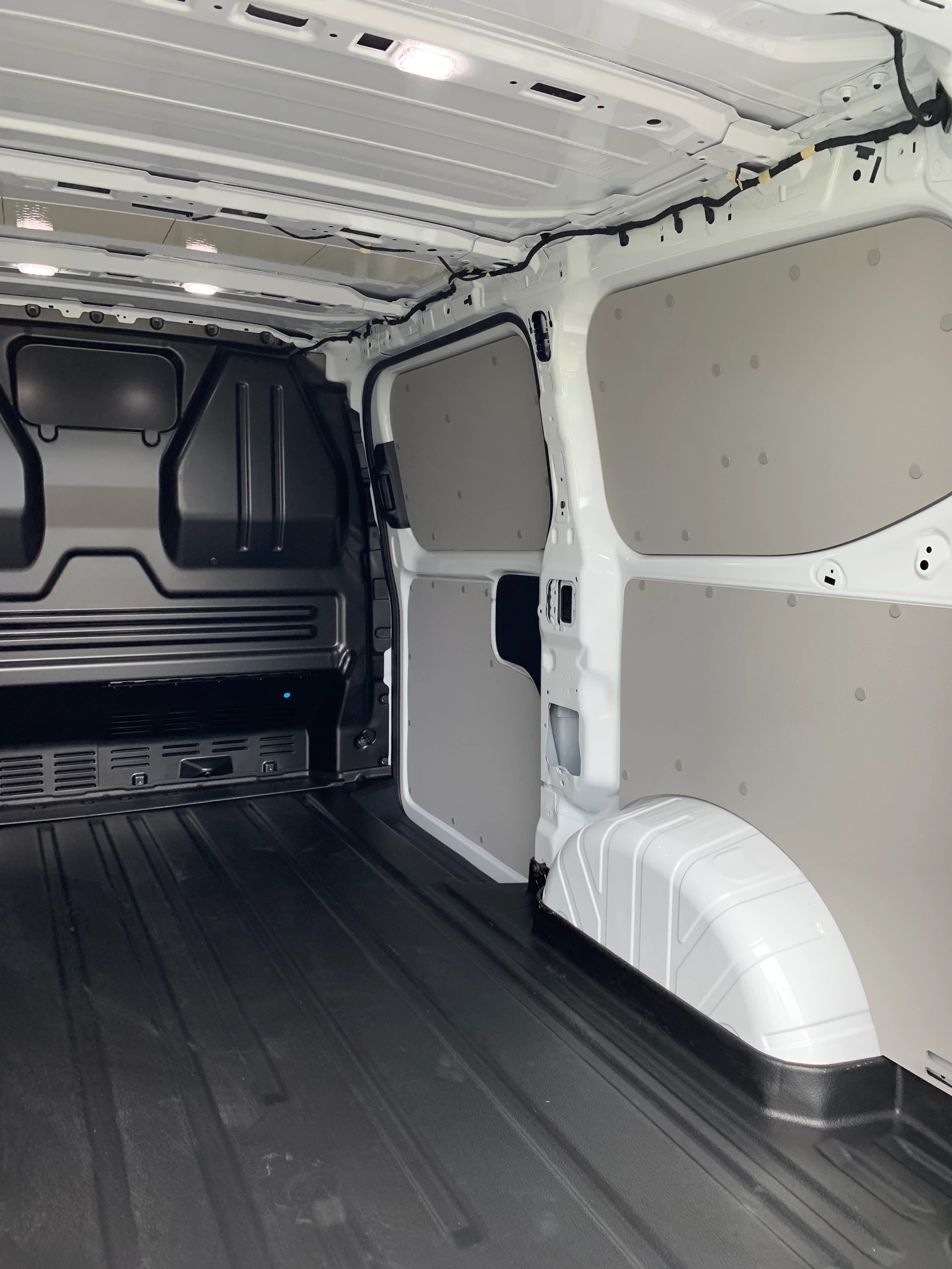 FORD Transit Custom VAN 320 L1H1 Trend-image-7